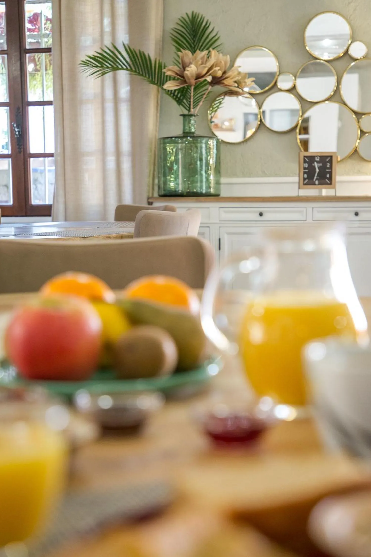 Food and drinks in Les Pins Blancs en Provence