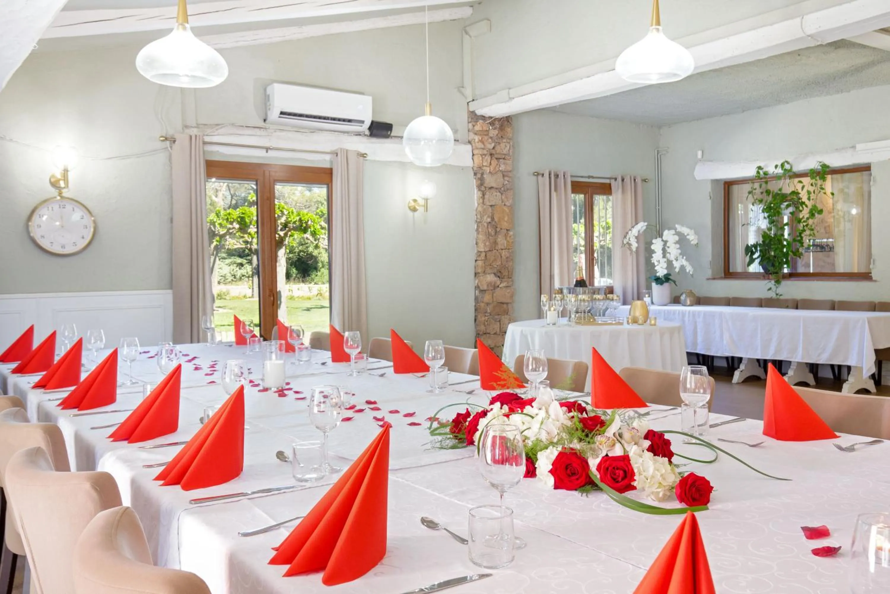 Les Pins Blancs en Provence