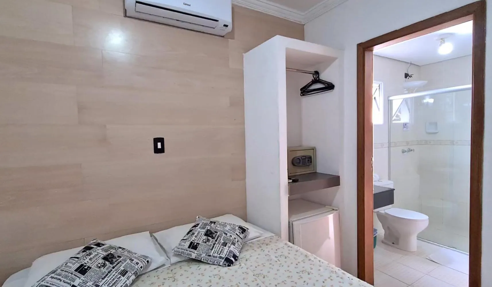 Luxury Quadruple Room in Hotel Pousada Iracemar - Piscina Aquecida