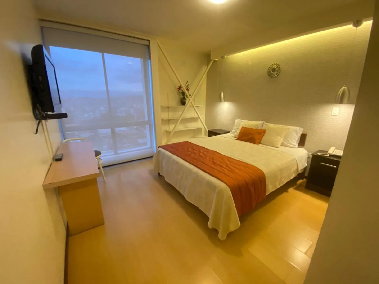 TV and multimedia, Bed in Suites Metropoli