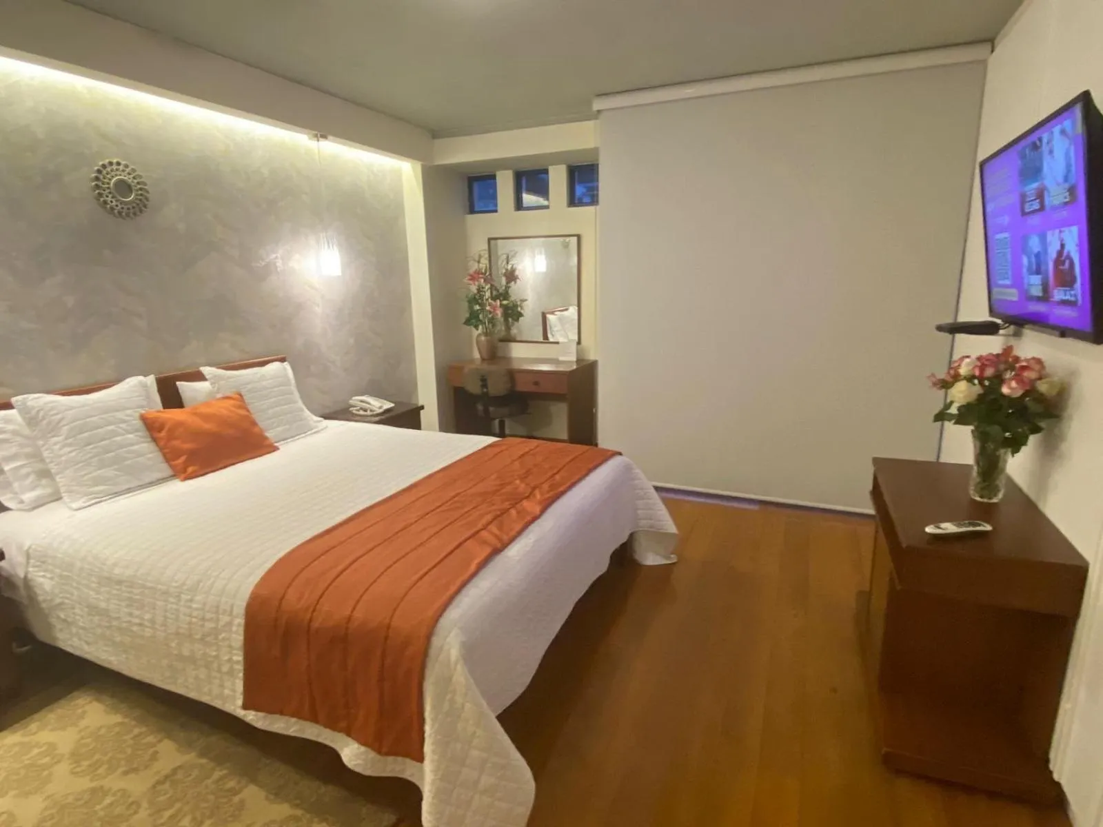 Bed in Suites Metropoli
