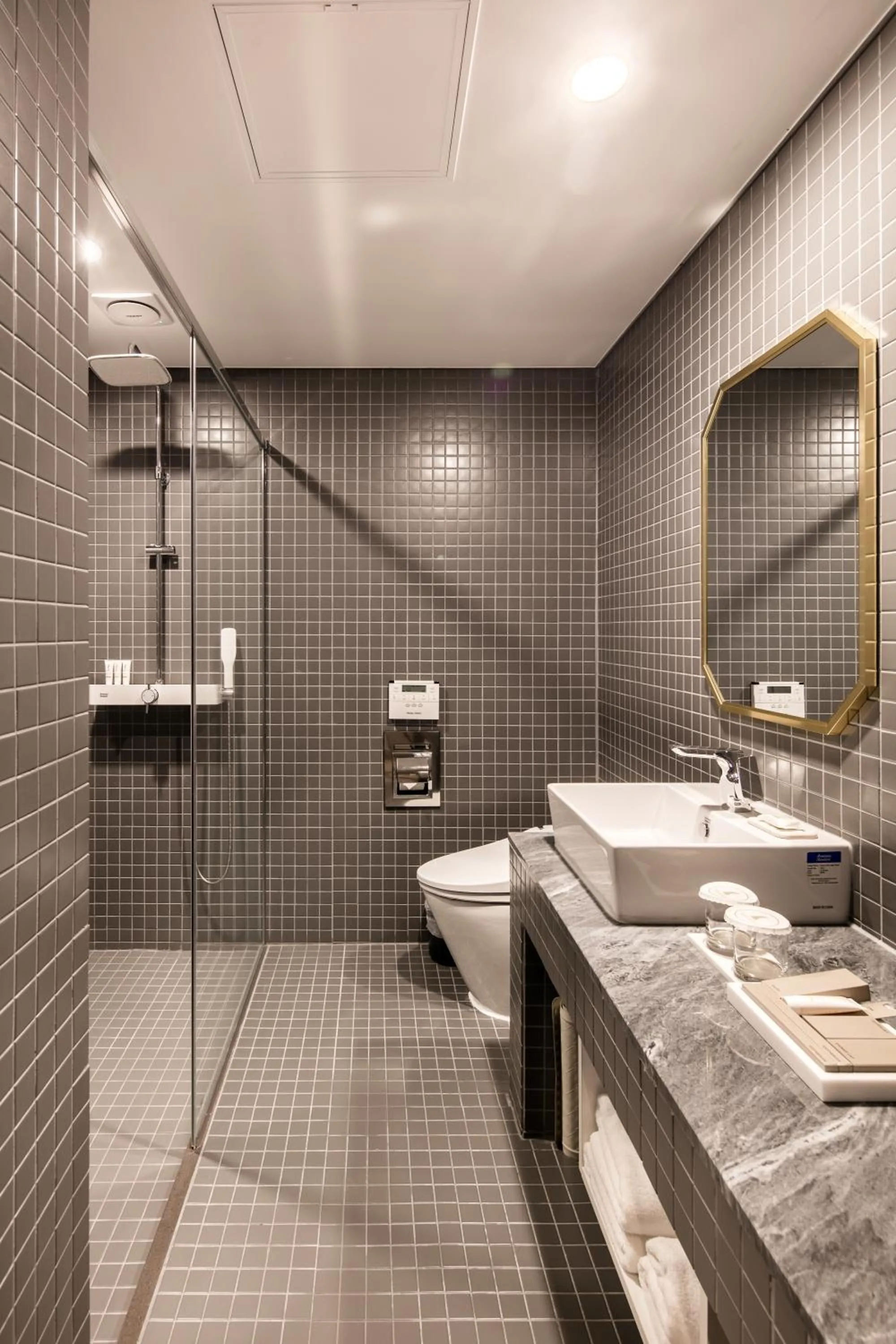 Bathroom in WesternLife Hotel