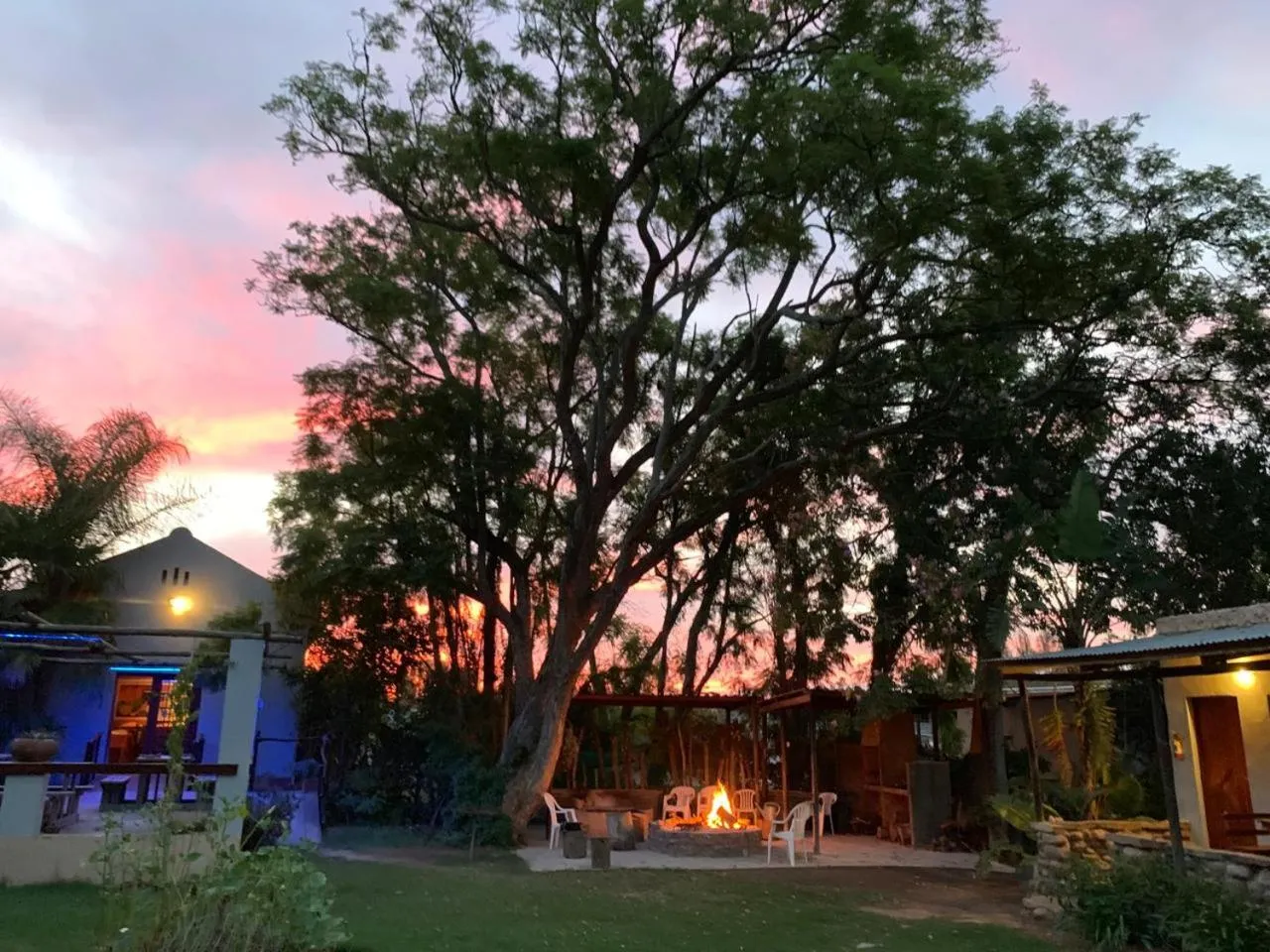 Property building in Rosedale Organic Farm Bed & Breakfast