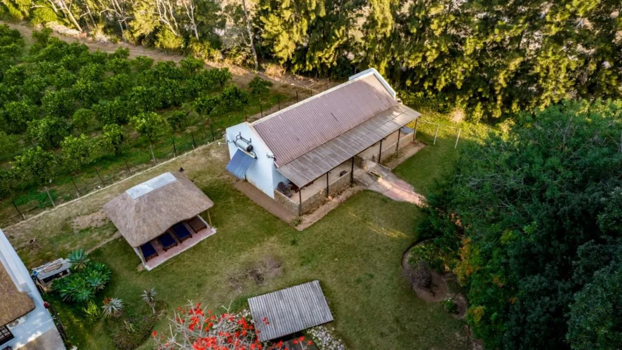 Property building in Rosedale Organic Farm Bed & Breakfast