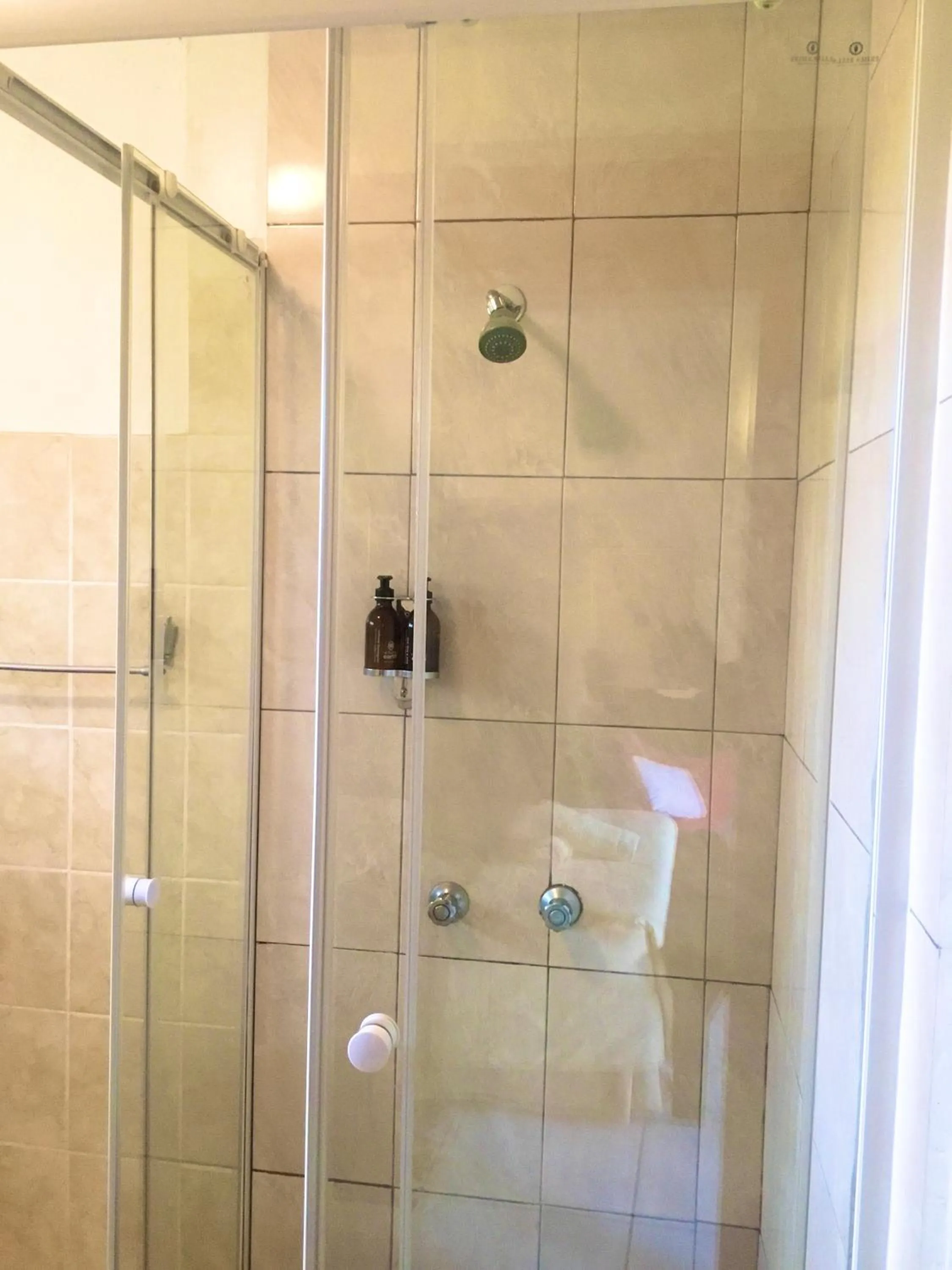 Shower in Rosedale Organic Farm Bed & Breakfast