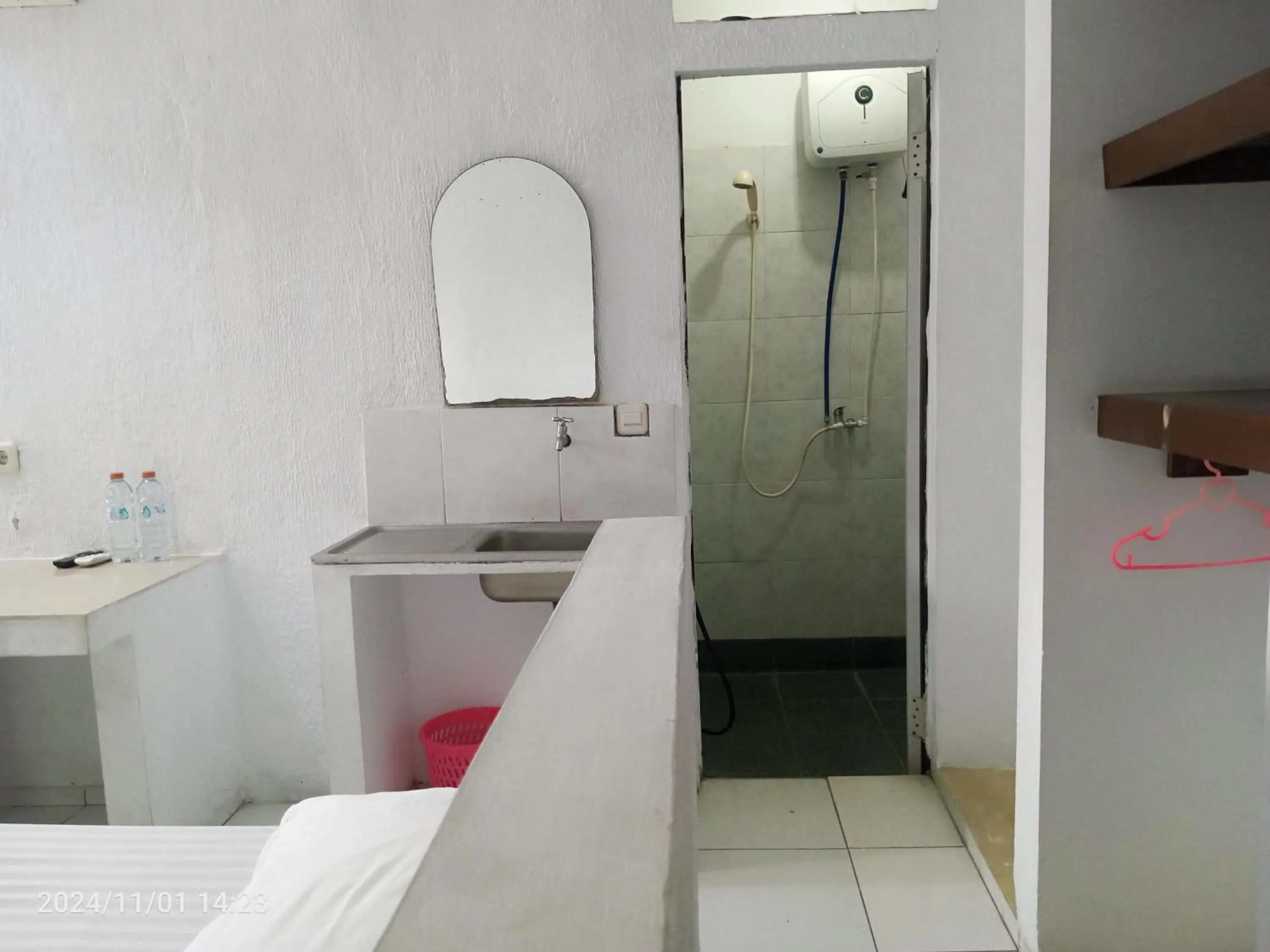 G357 Near Margo City