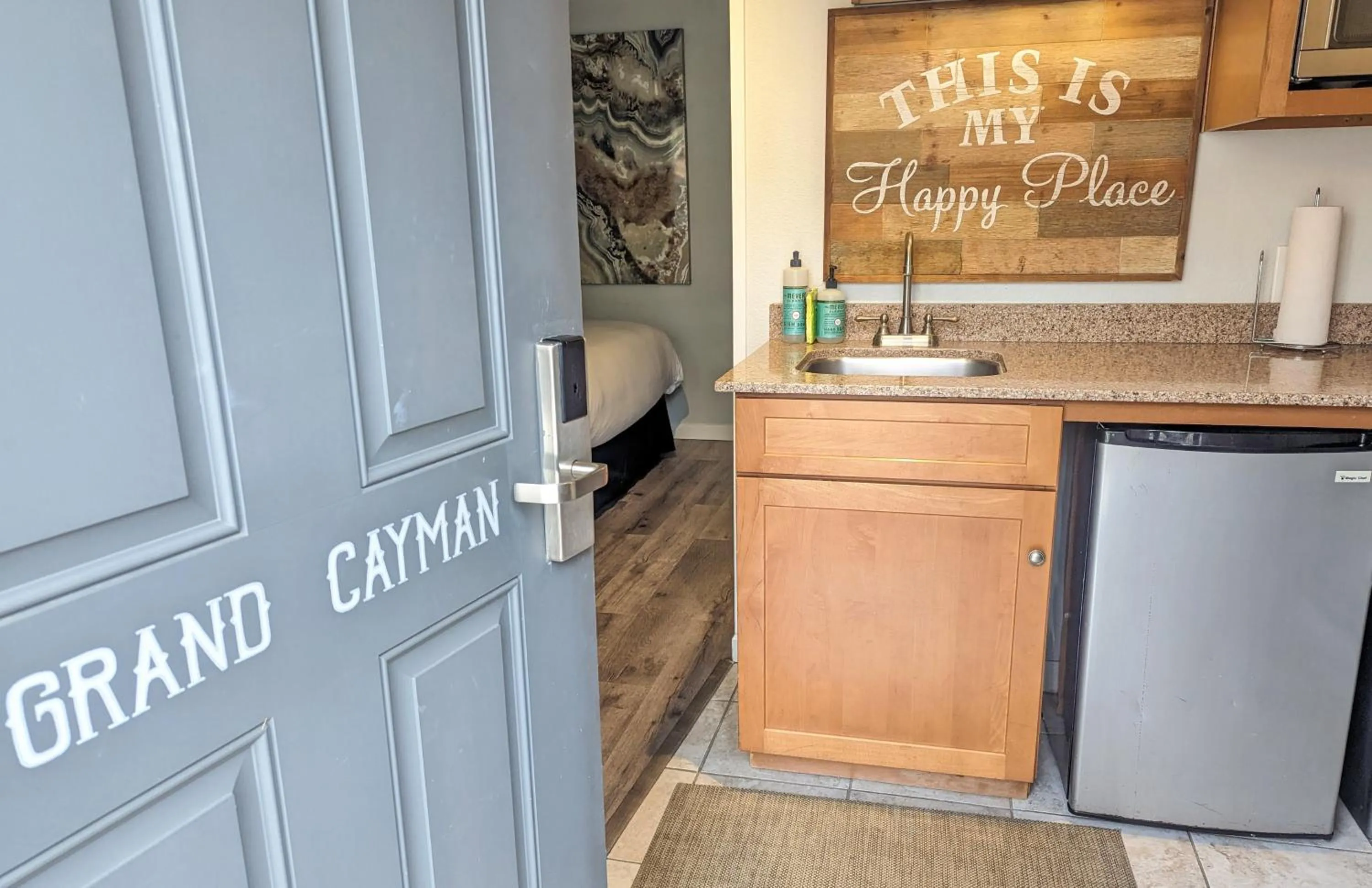 Kitchen or kitchenette in Capitola Hotel