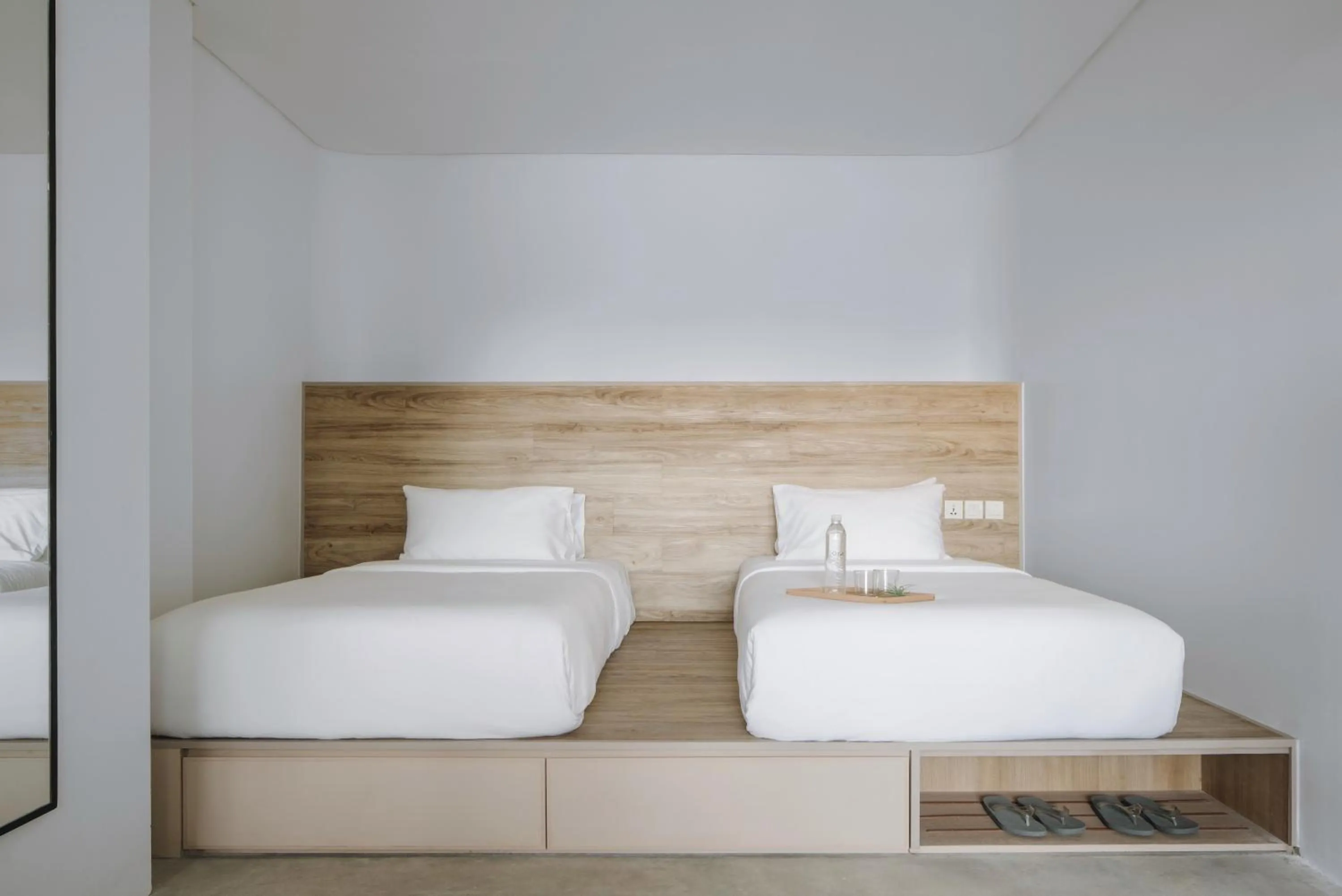 Bedroom, Bed in Lloyd's Inn Bali