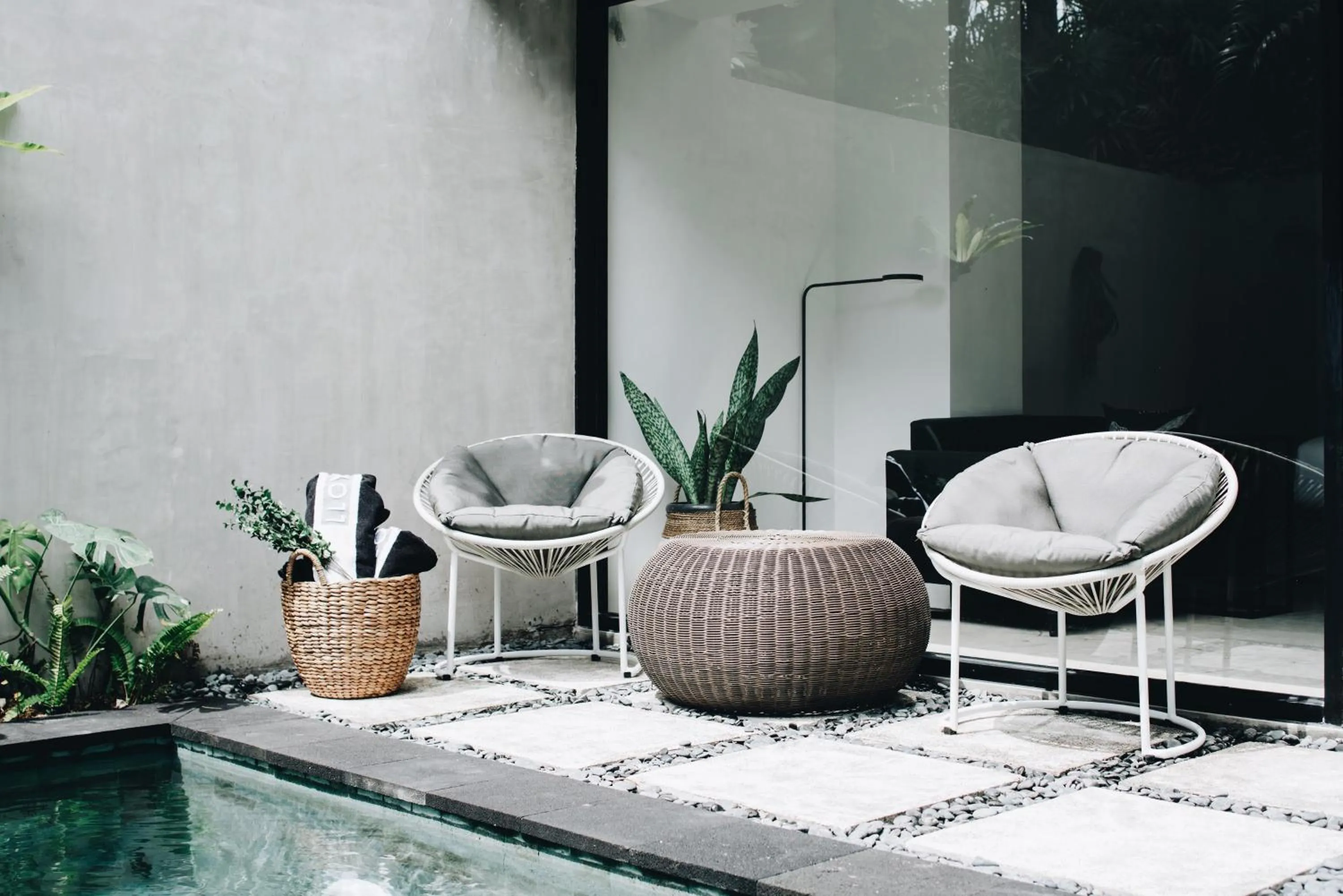 Seating area in Lloyd's Inn Bali