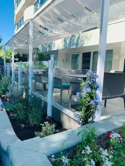 Patio in Hotel Majestic