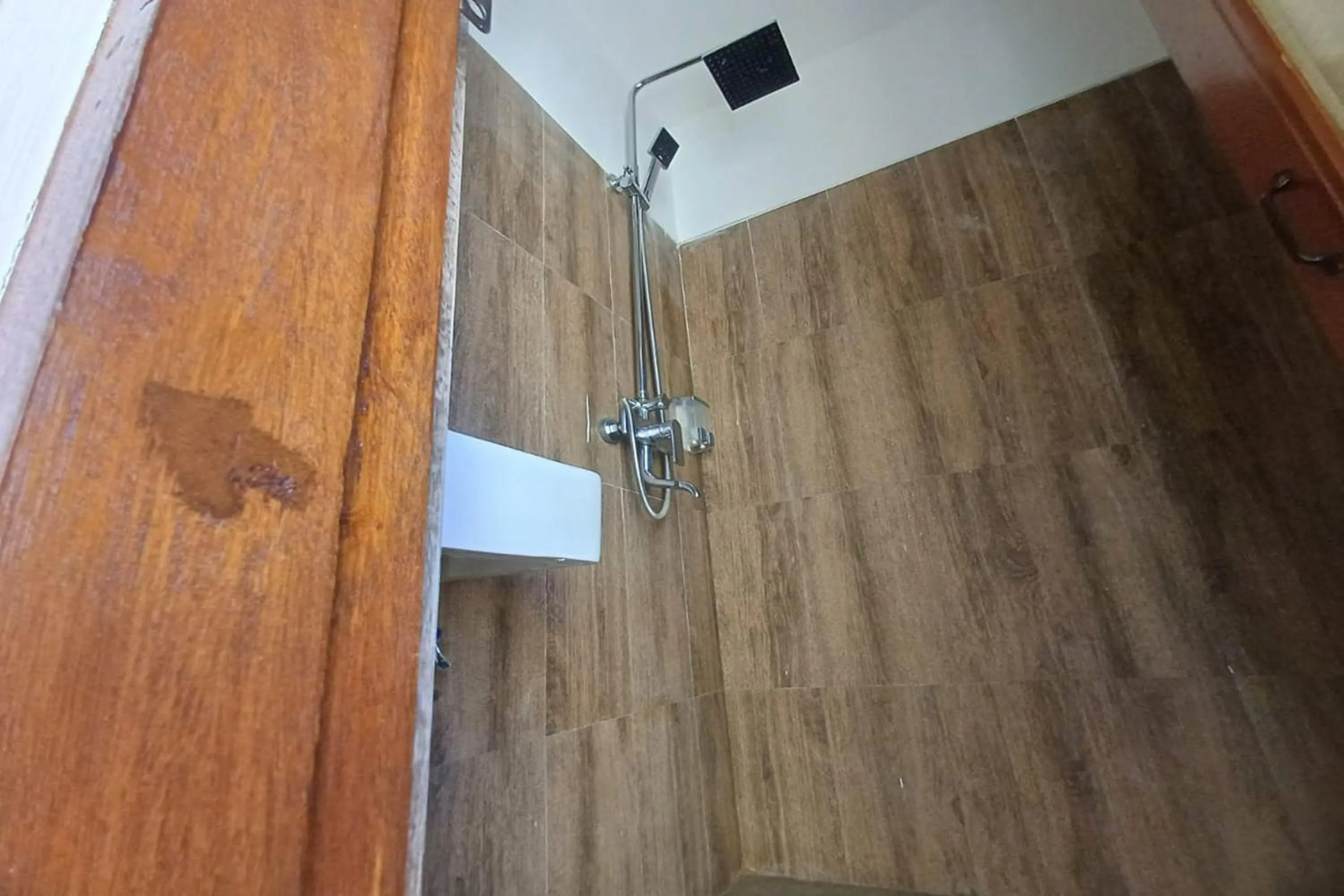 Bathroom in Taste of Bali Hostel