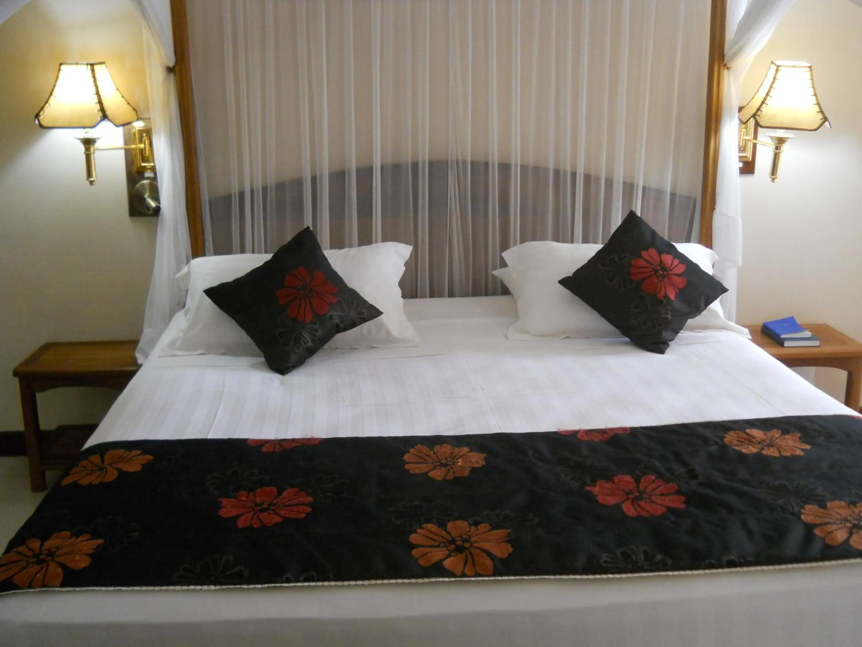 Bed in Sunny Golf Tamatave