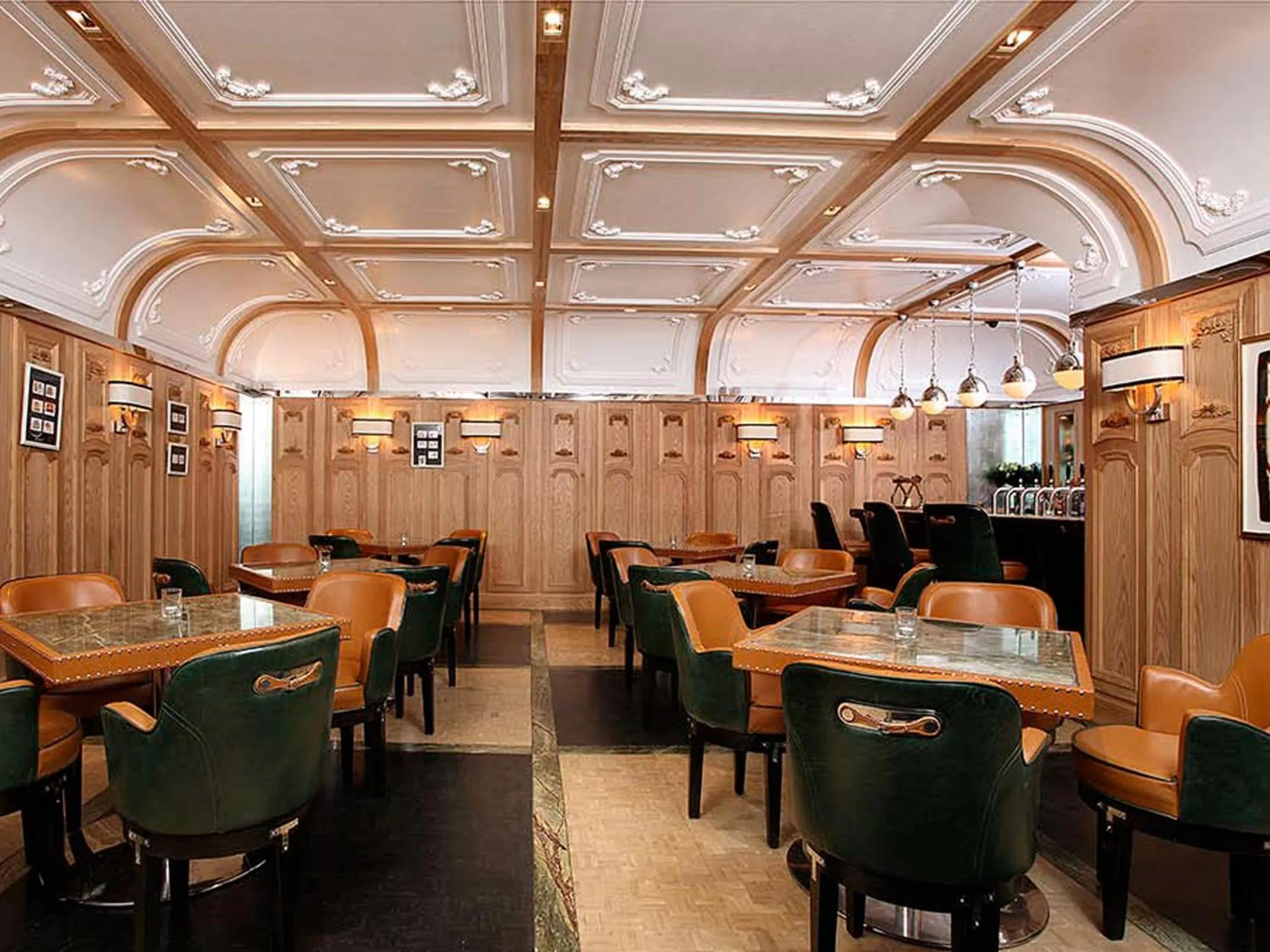 Lounge or bar in Langtons Hotel Kilkenny