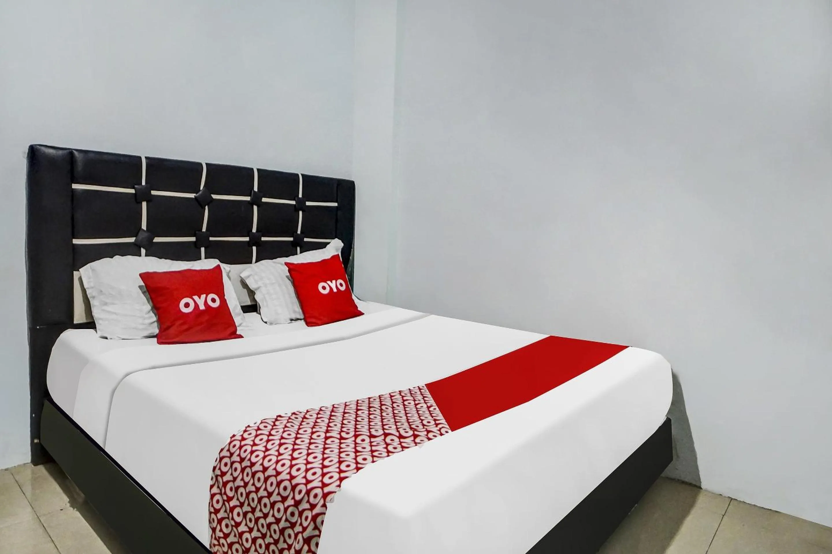 Bedroom in Hotel O Roemah Gebang