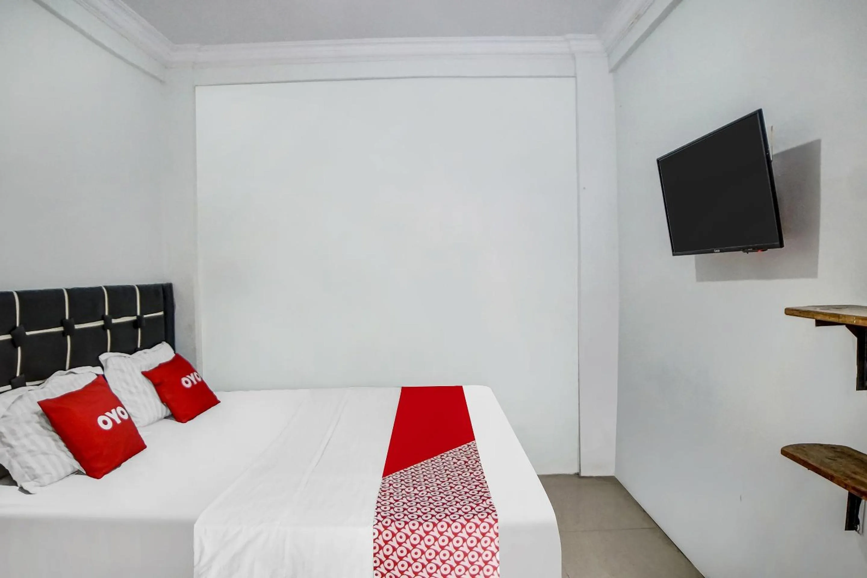 Bedroom in Hotel O Roemah Gebang