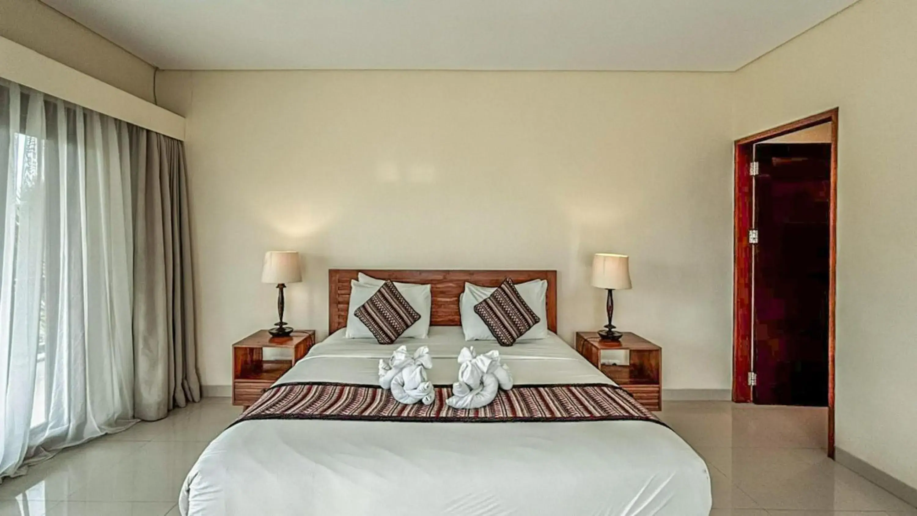 Deluxe Suite in DLobong Suite Ubud Deluxe Suite in DLobong Suite Ubud