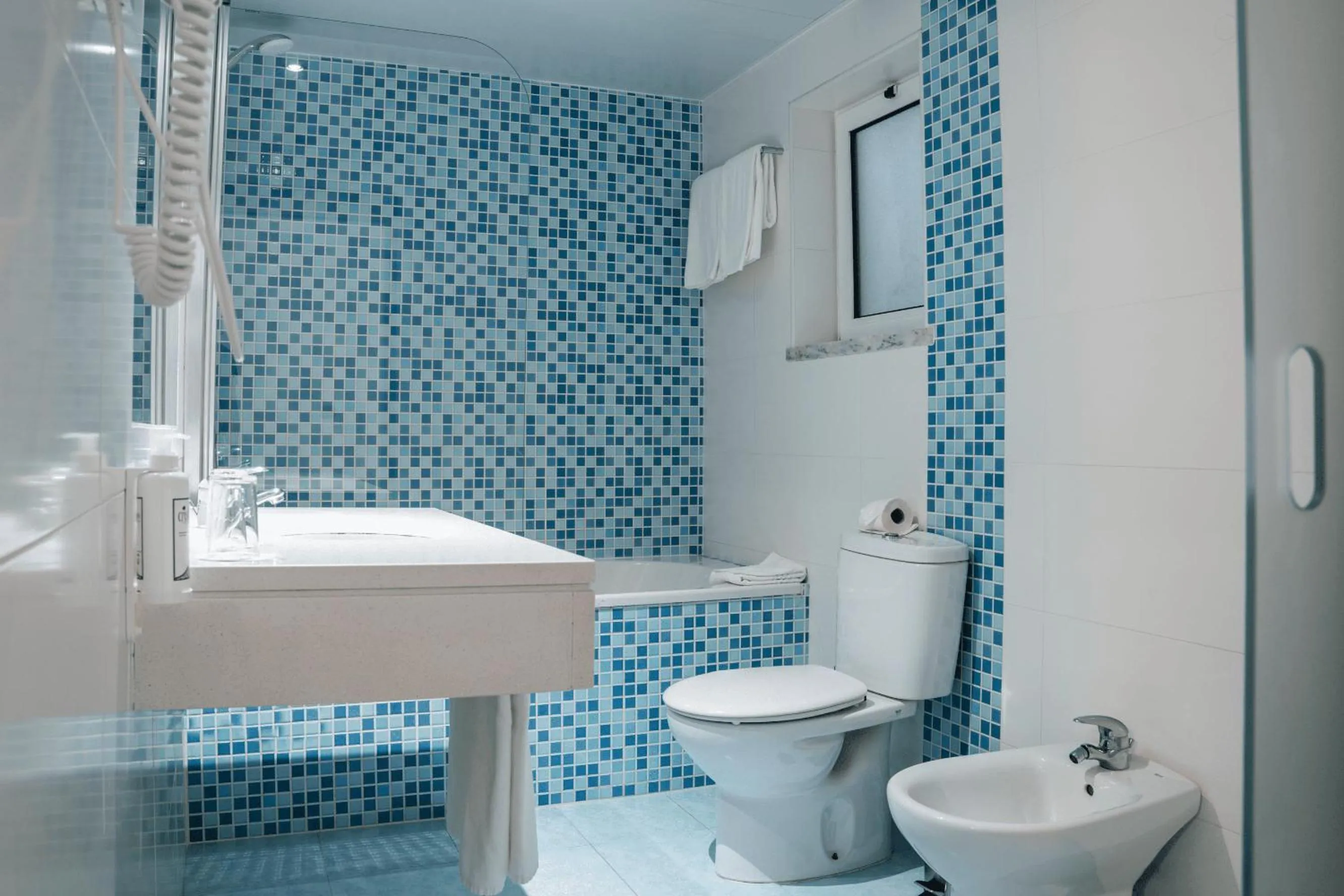 Toilet in Hotel Cristal Praia Resort & SPA