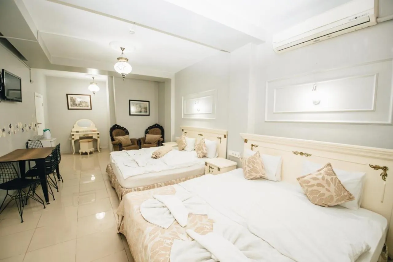 Bed in Safran Suites