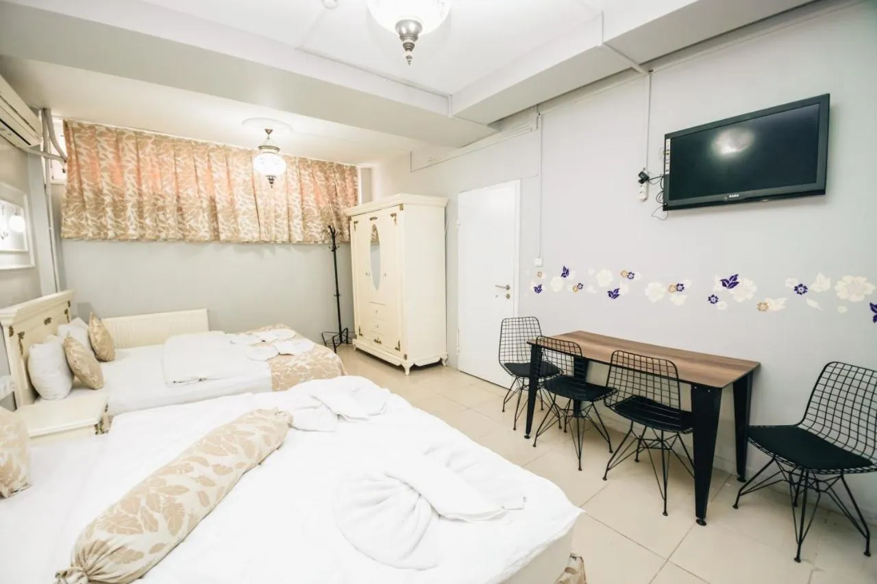 Bed in Safran Suites