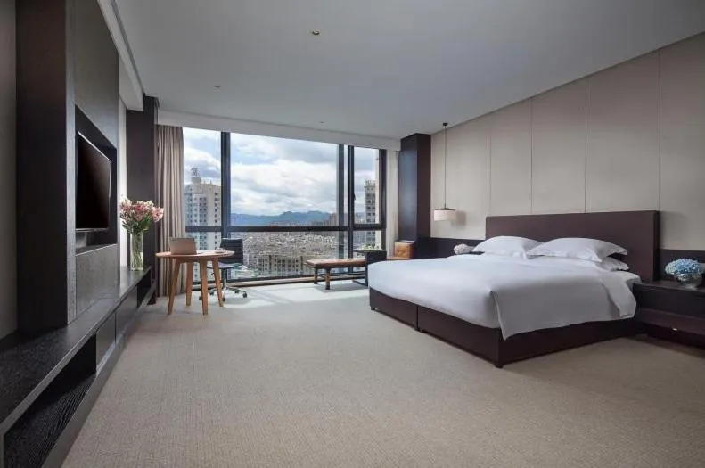 Bed in Ramada by Wyndham Taizhou