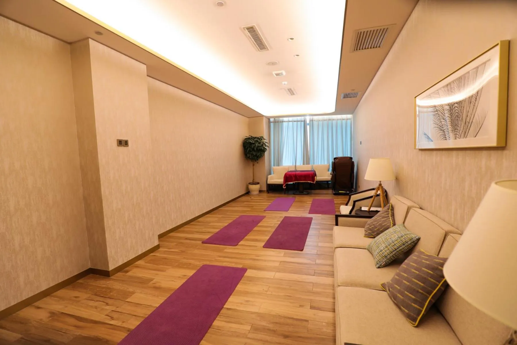 Ramada Plaza Fuxian Lake