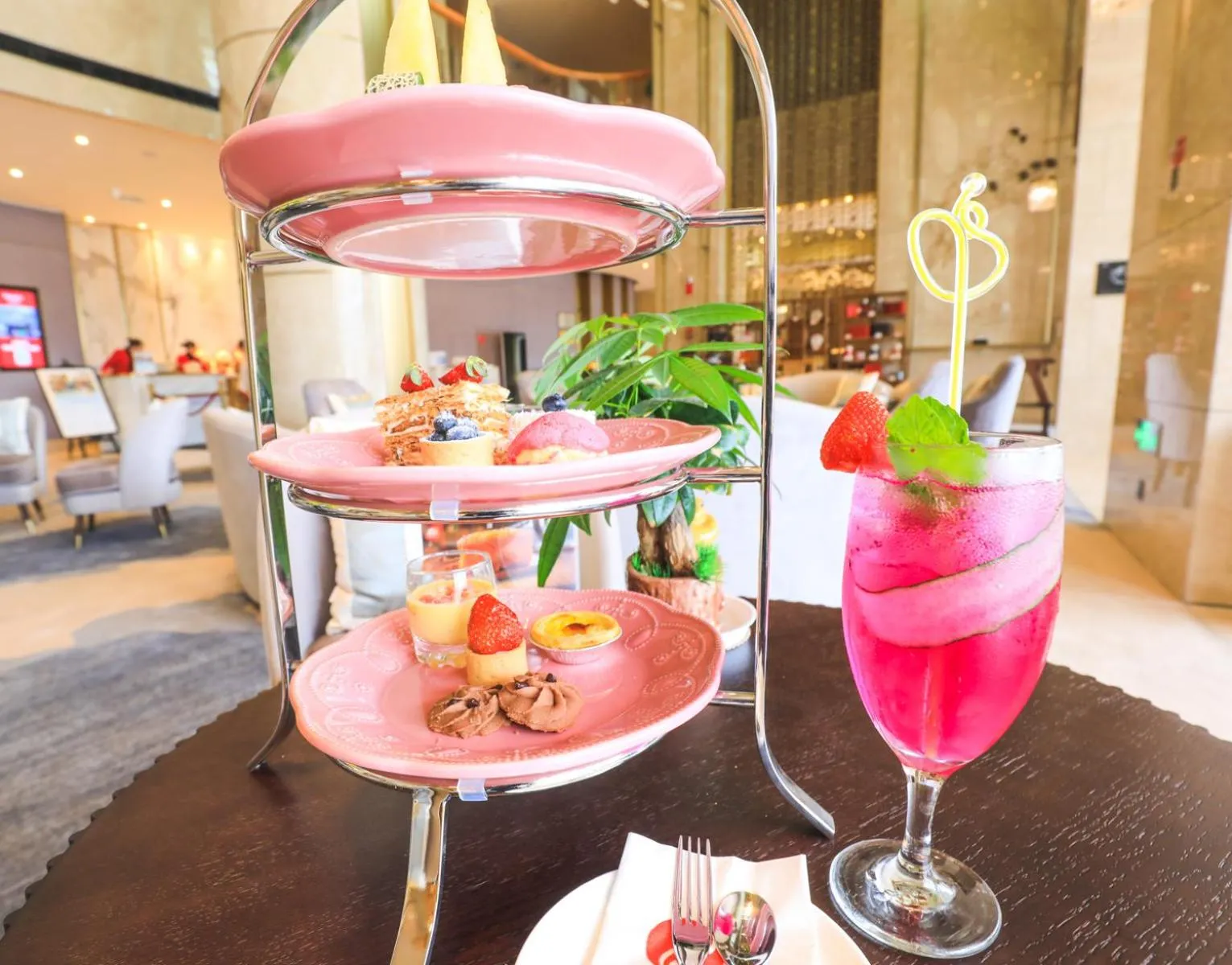 Ramada Plaza Fuxian Lake