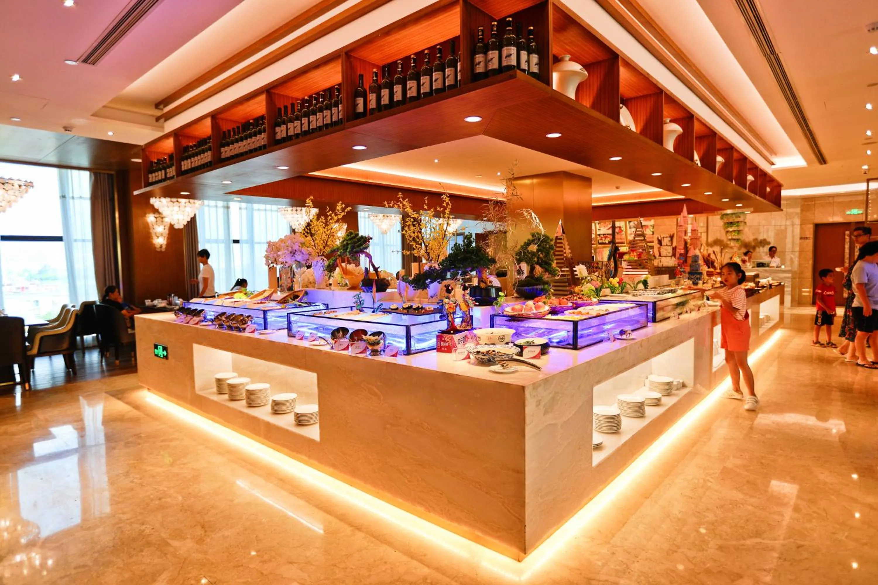 Breakfast in Ramada Plaza Fuxian Lake