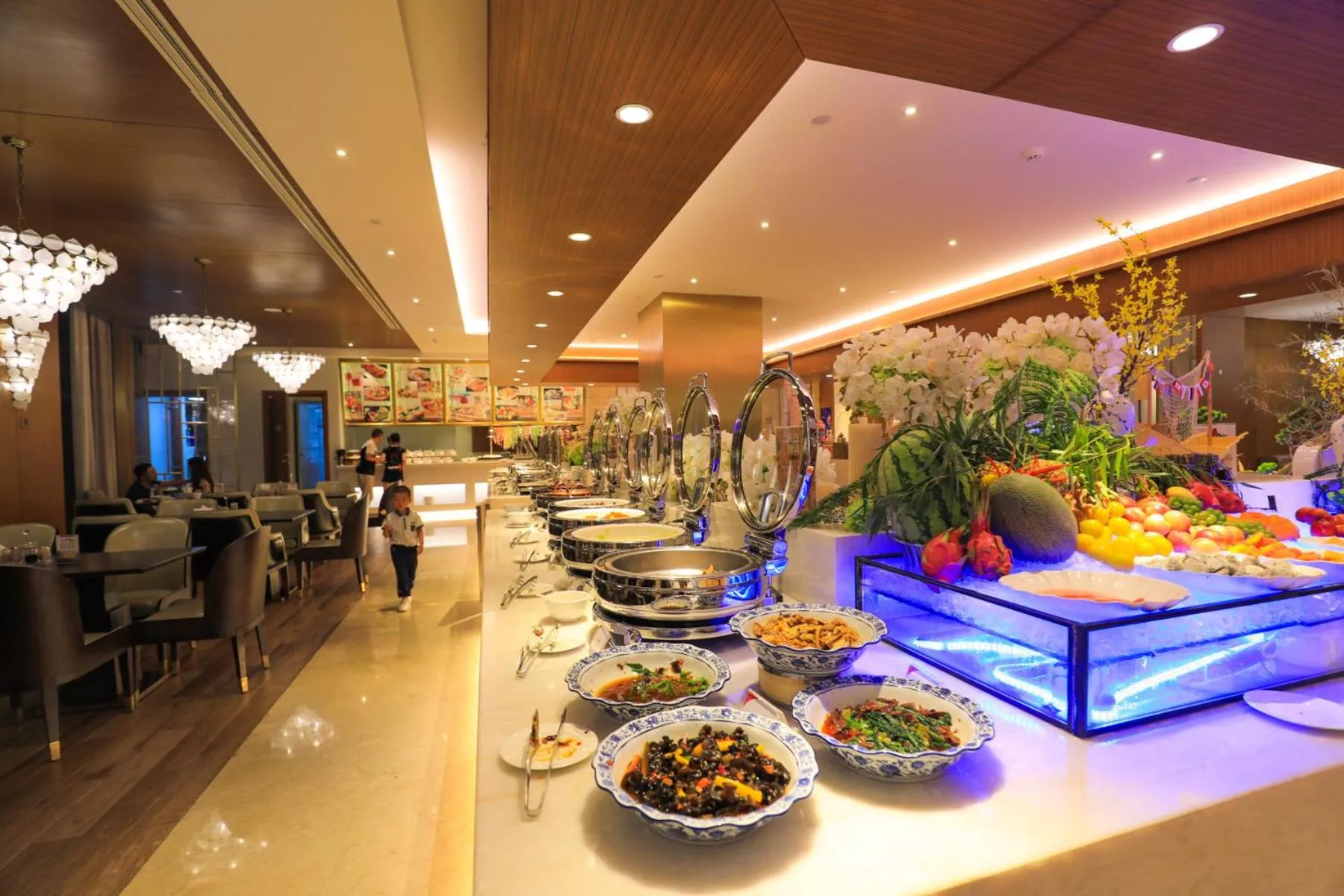 Ramada Plaza Fuxian Lake