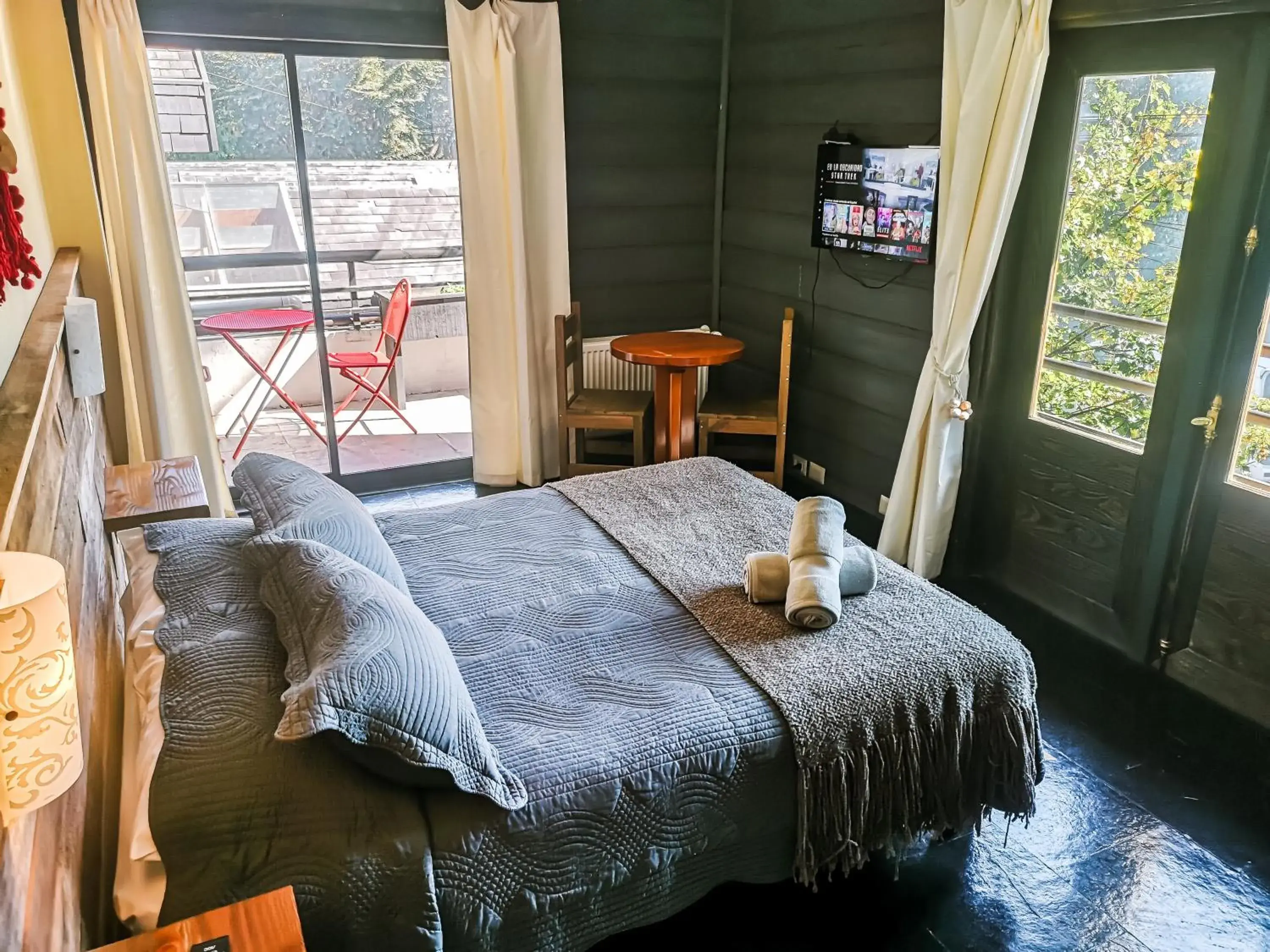 Deluxe Double Room with Balcony - single occupancy in Newen B&B Deluxe Double Room with Balcony - single occupancy in Newen B&B