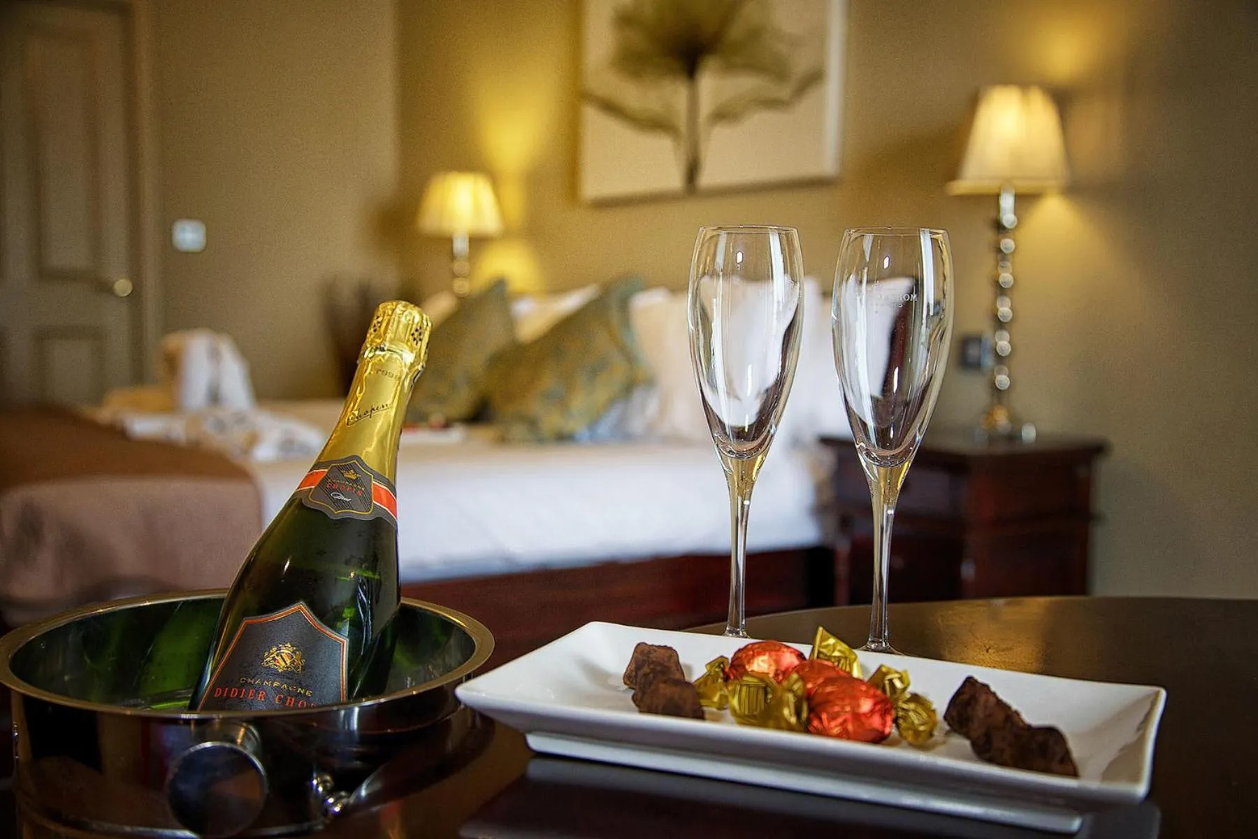 Bedroom, Bed in Torc Hotel