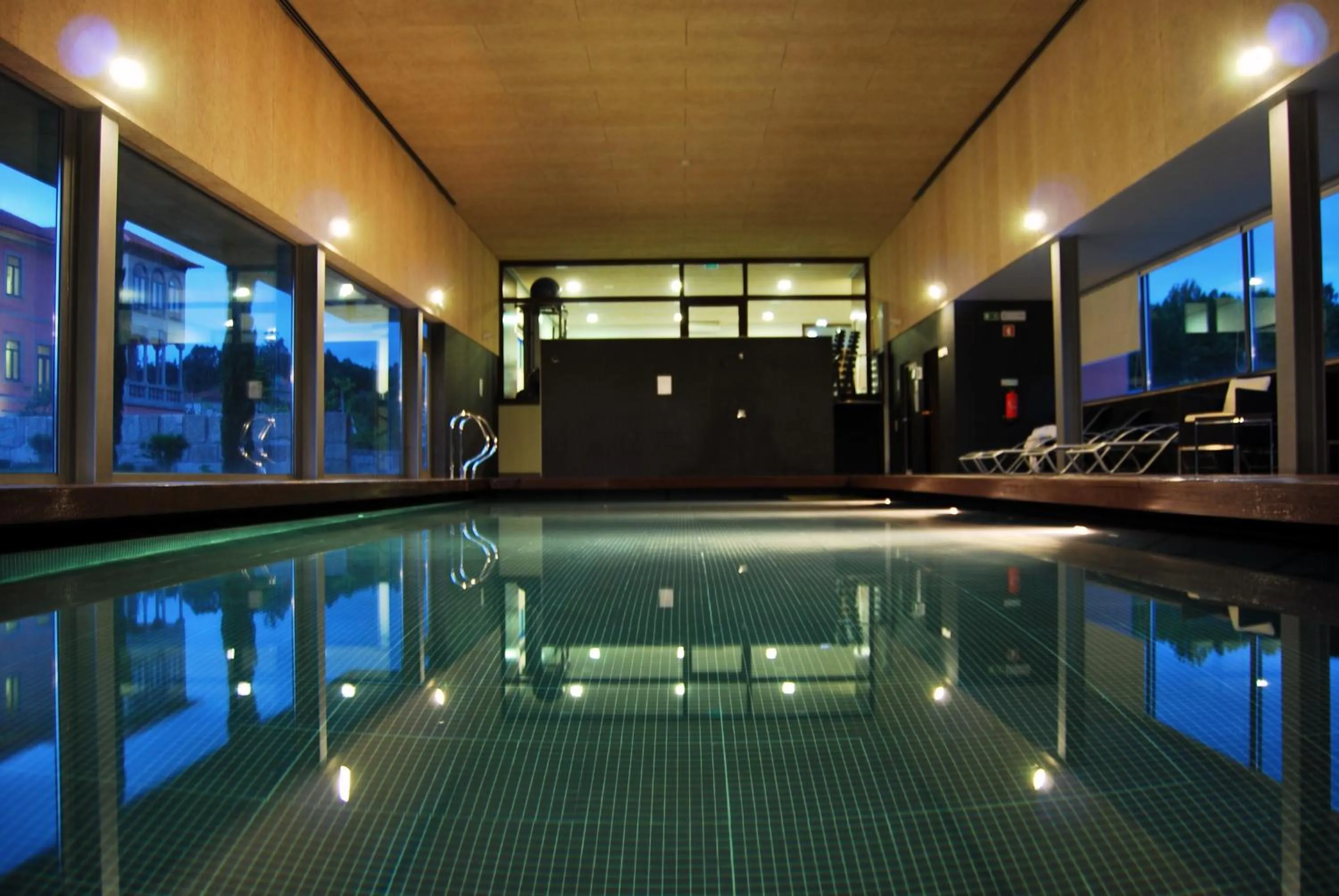 Spa and wellness centre/facilities in Hotel Quinta da Cruz & SPA