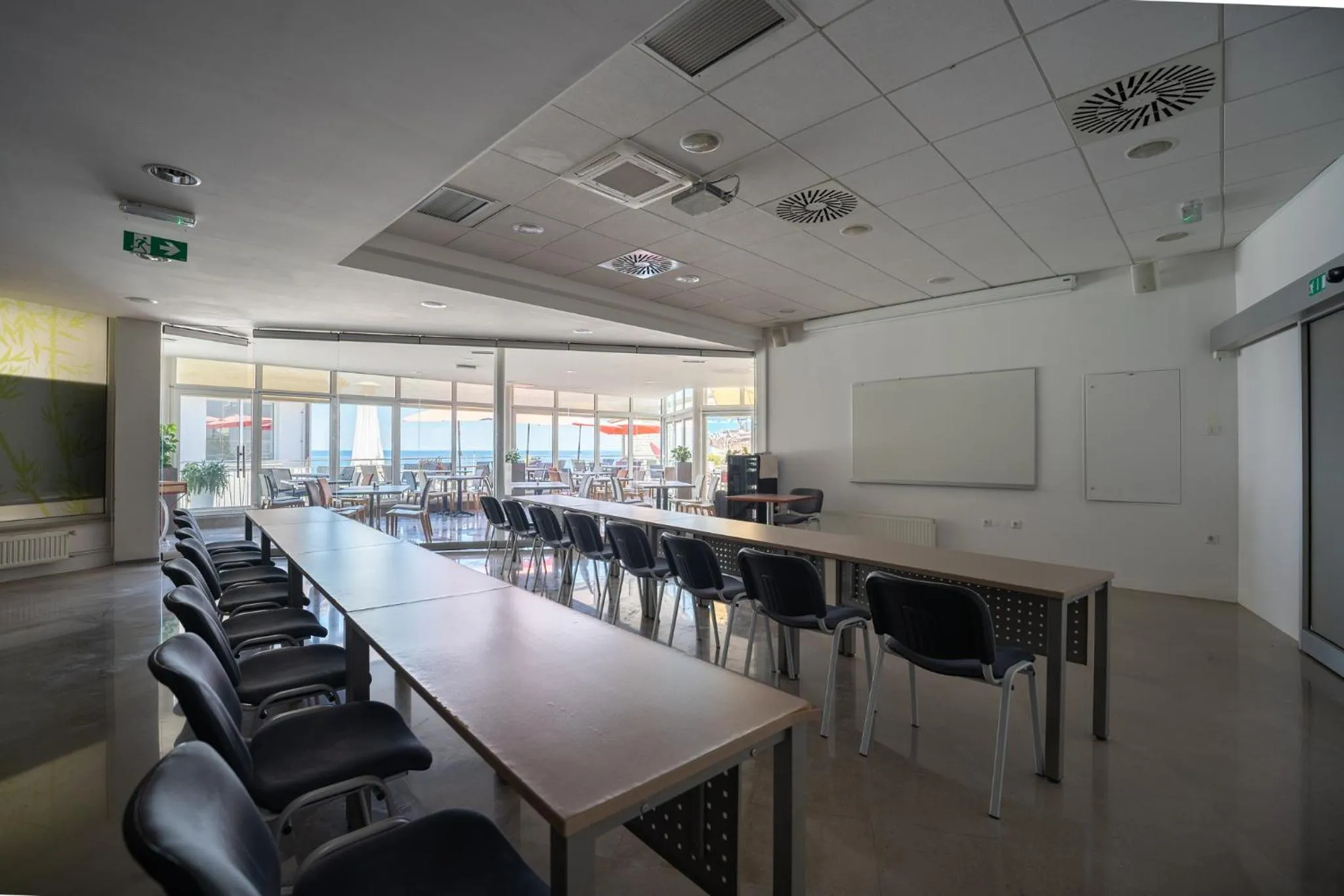 Meeting/conference room in Barbara Piran Beach Hotel