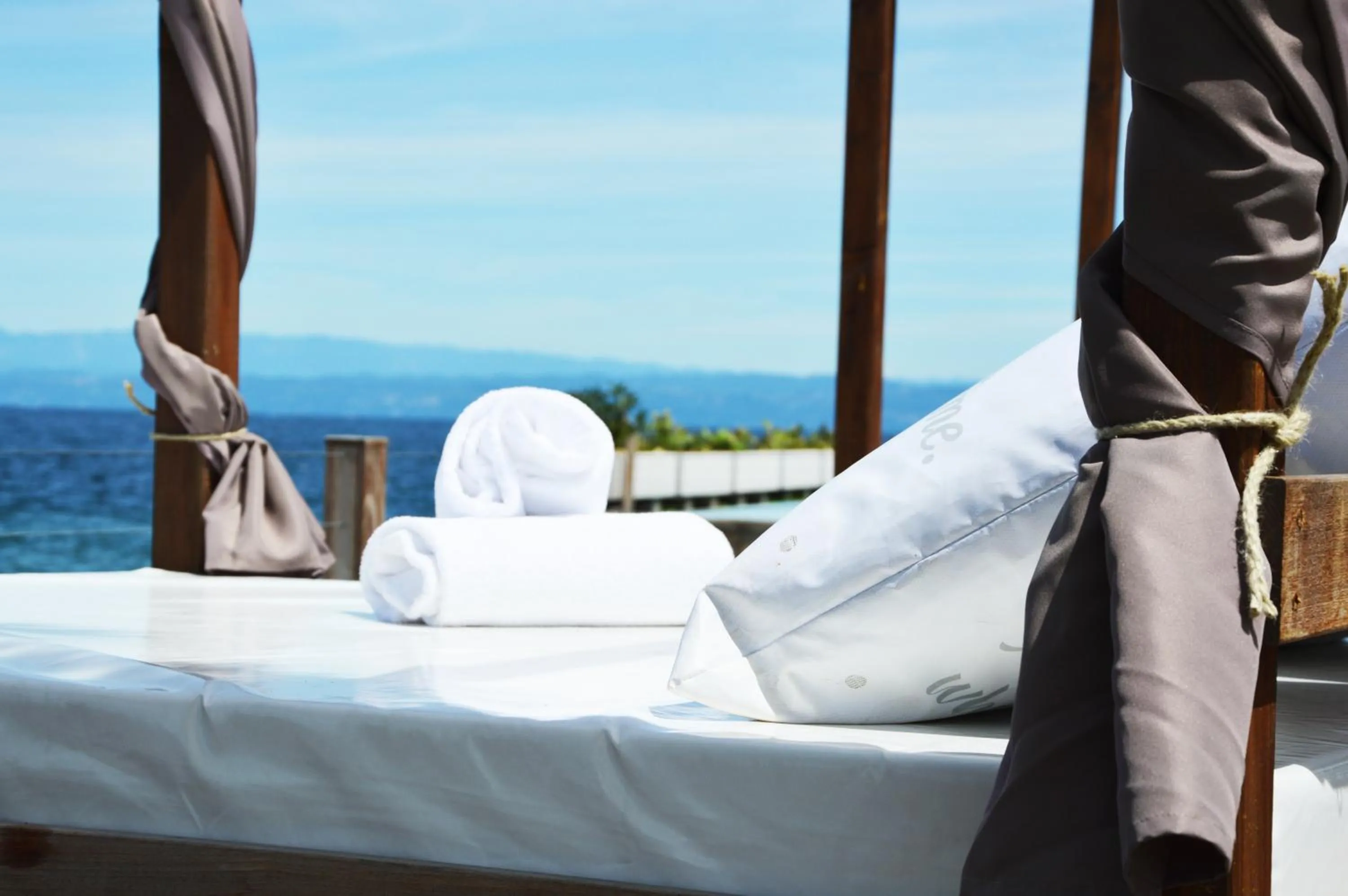 Beach, Bed in Barbara Piran Beach Hotel