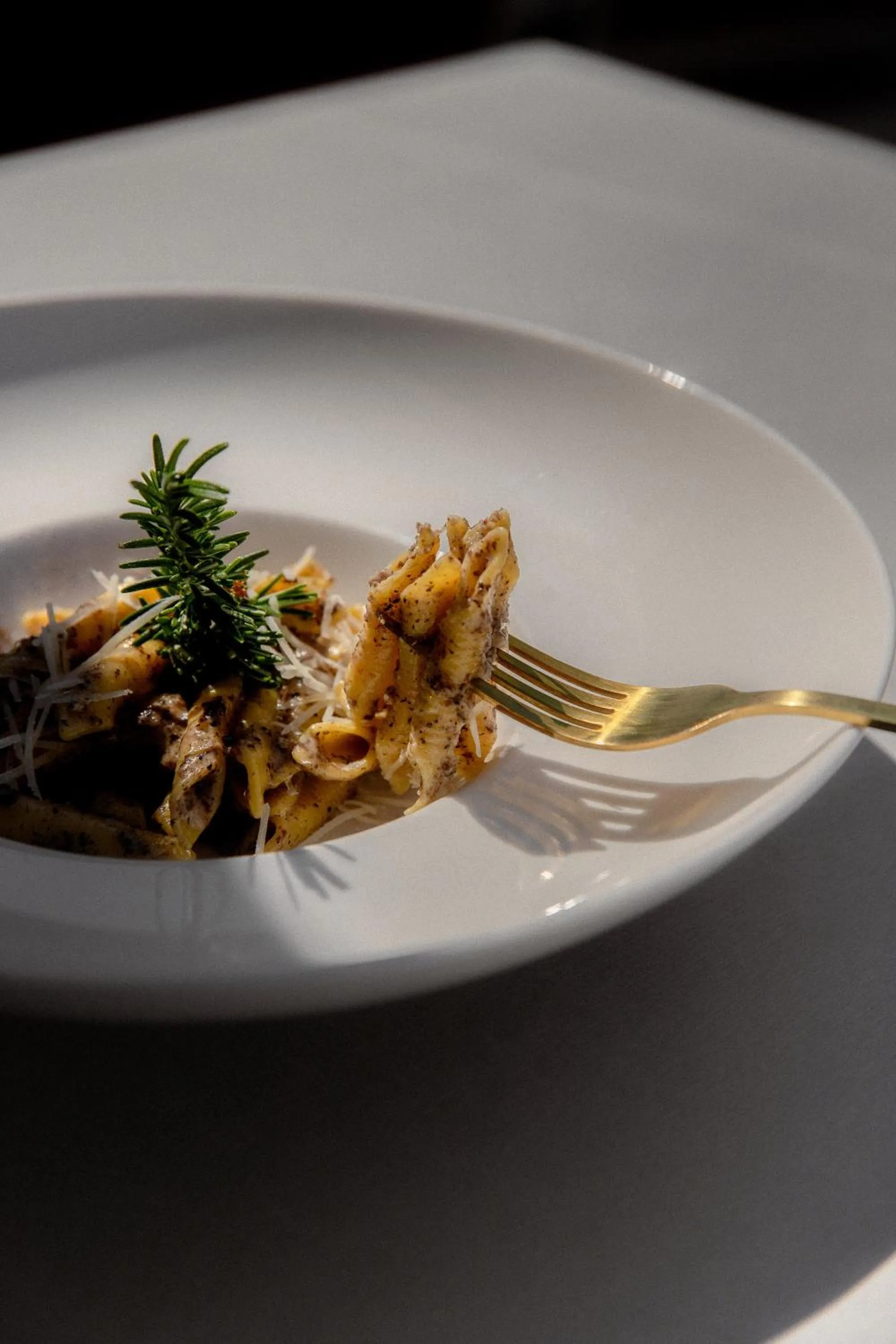 Restaurant/places to eat in Barbara Piran Beach Hotel