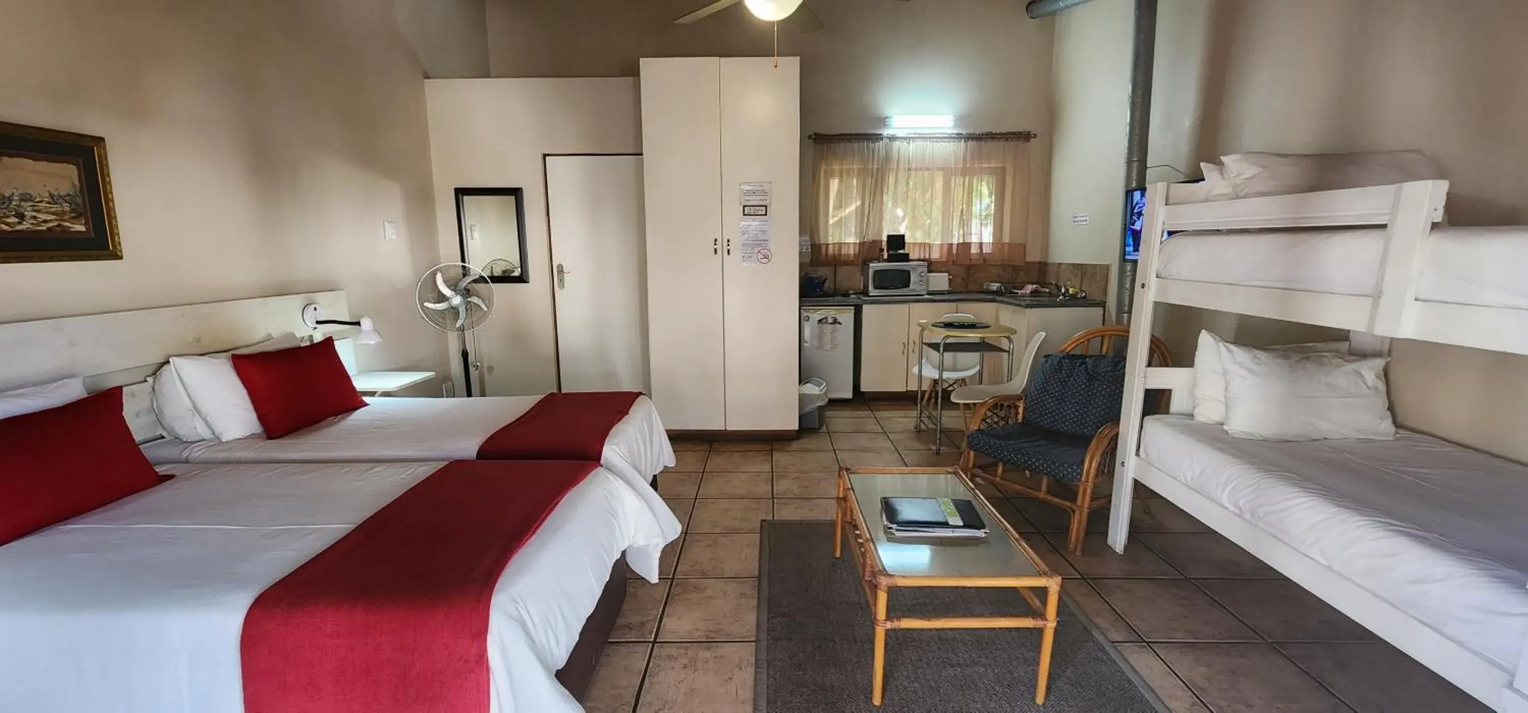 Twin Room - single occupancy in B My Guest Twin Room - single occupancy in B My Guest