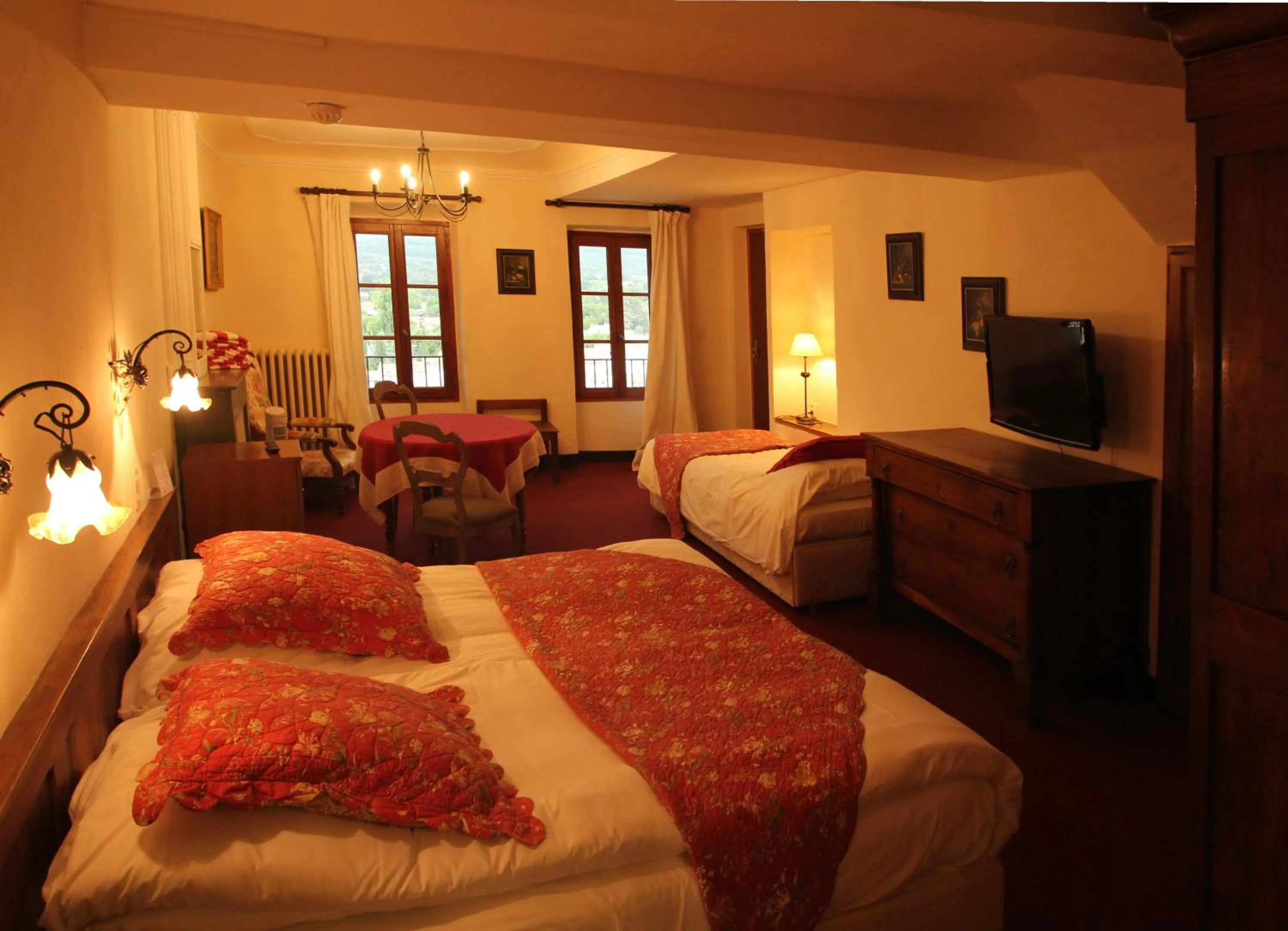 City view, Bed in Hostellerie Le Beffroi