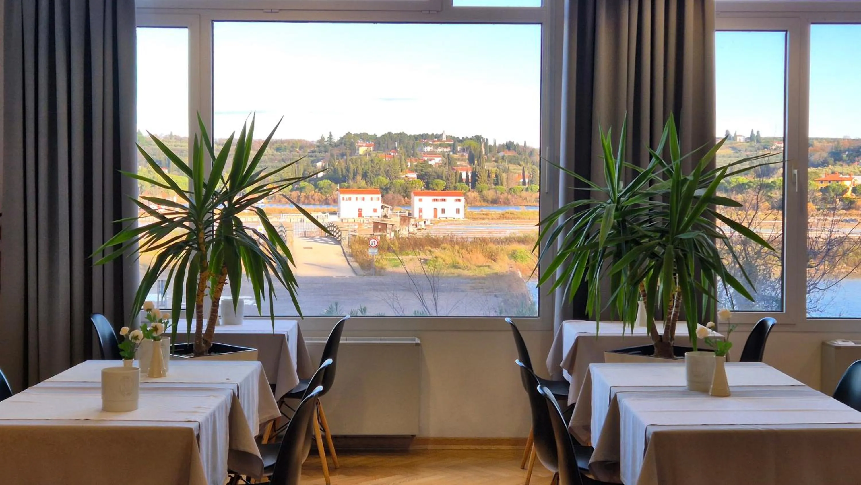 Breakfast in Hotel Oleander - Oleander Resort