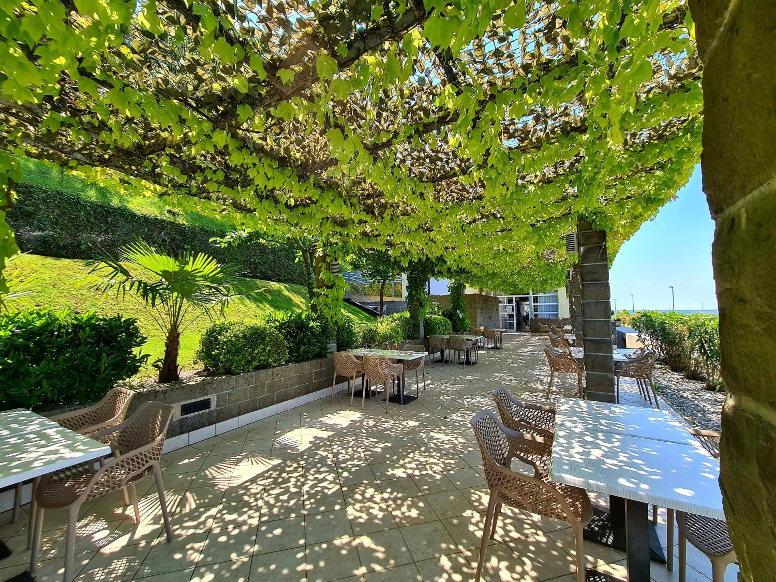 Garden in Hotel Oleander - Oleander Resort