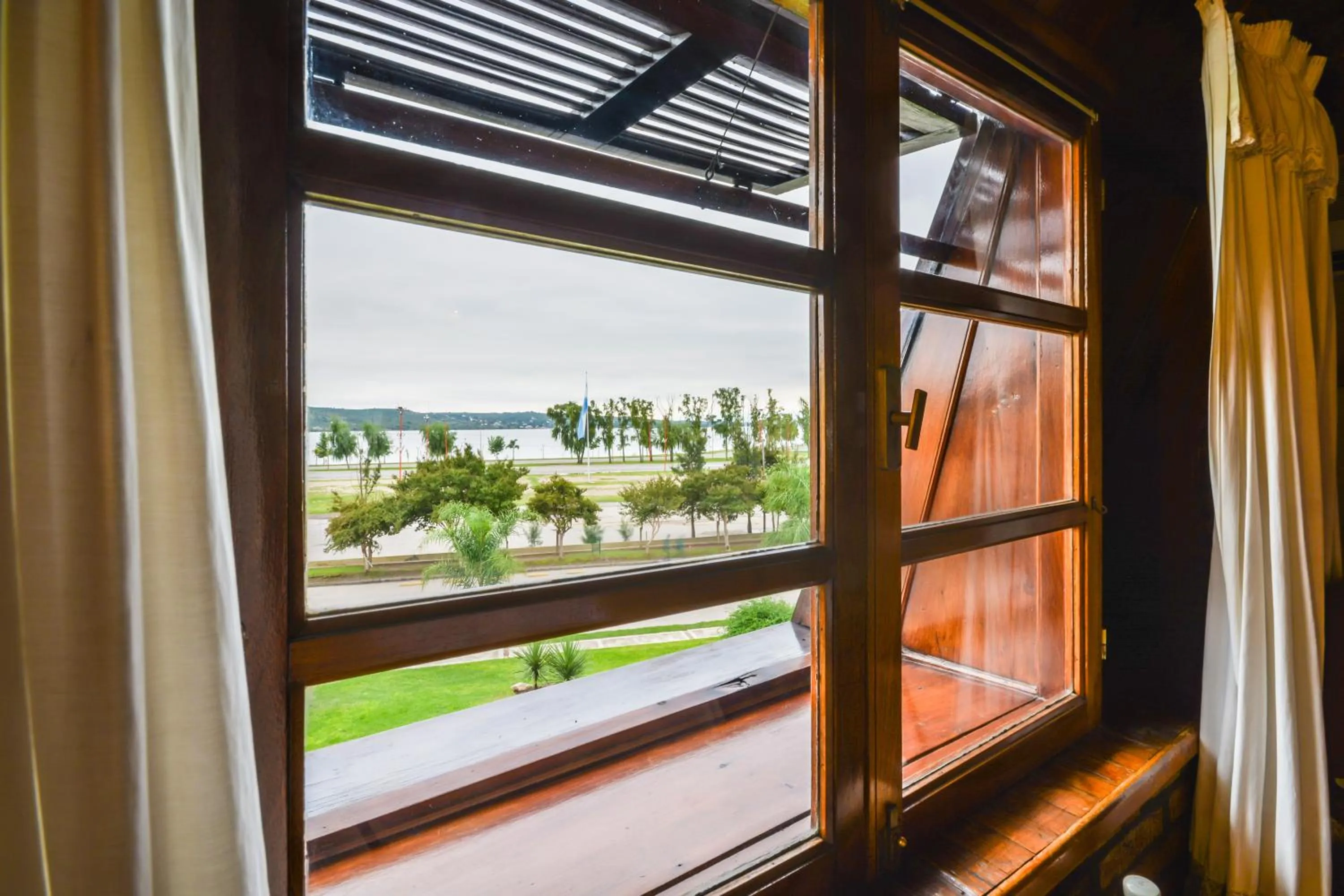 Day in Portal del Lago Hotel