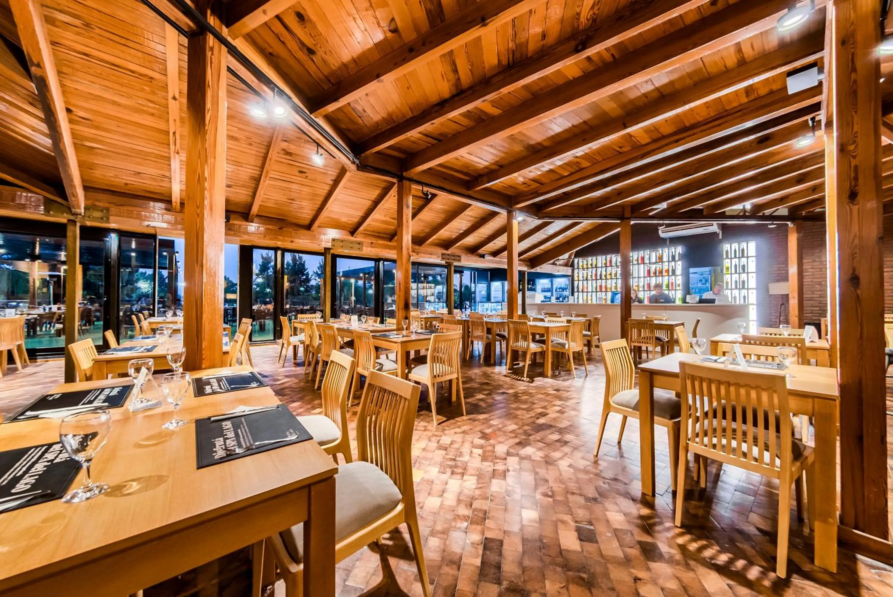 Portal del Lago Hotel