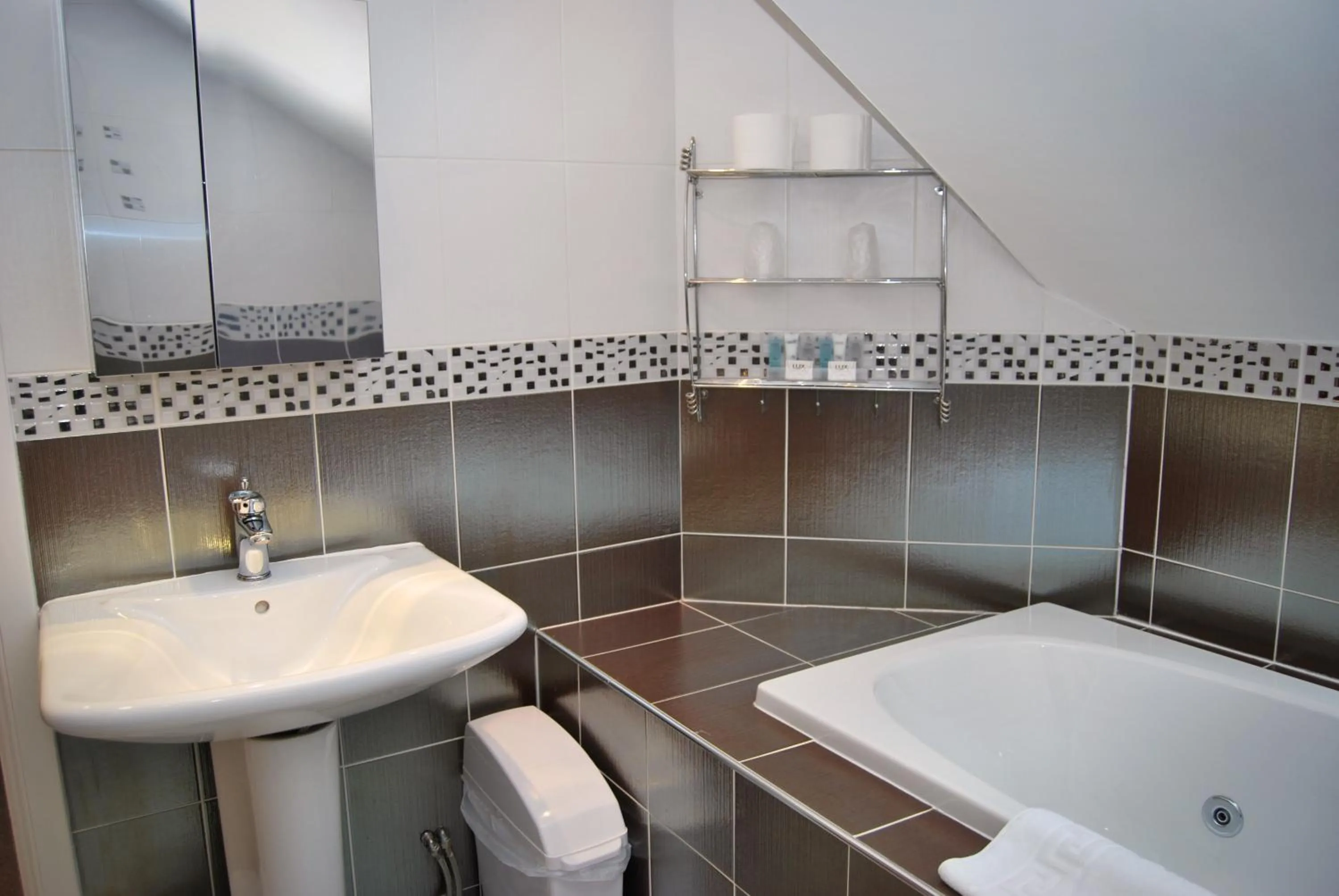 Bathroom in The Old Schoolhouse Hotel