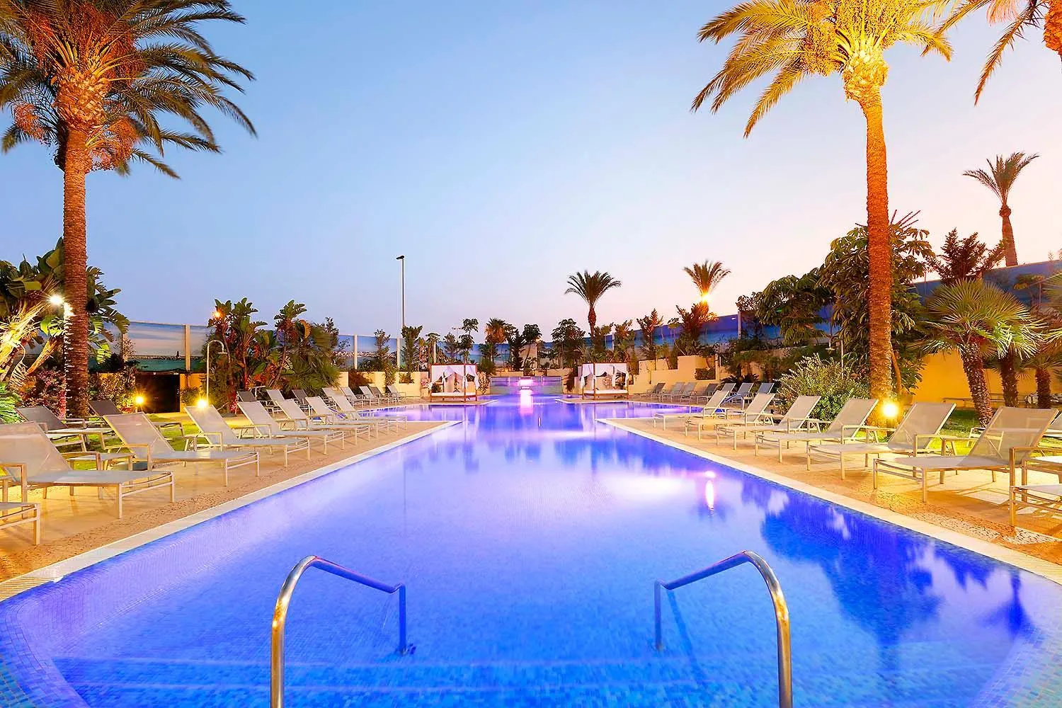 Swimming pool in Exe Estepona Thalasso & Spa- Adults Only