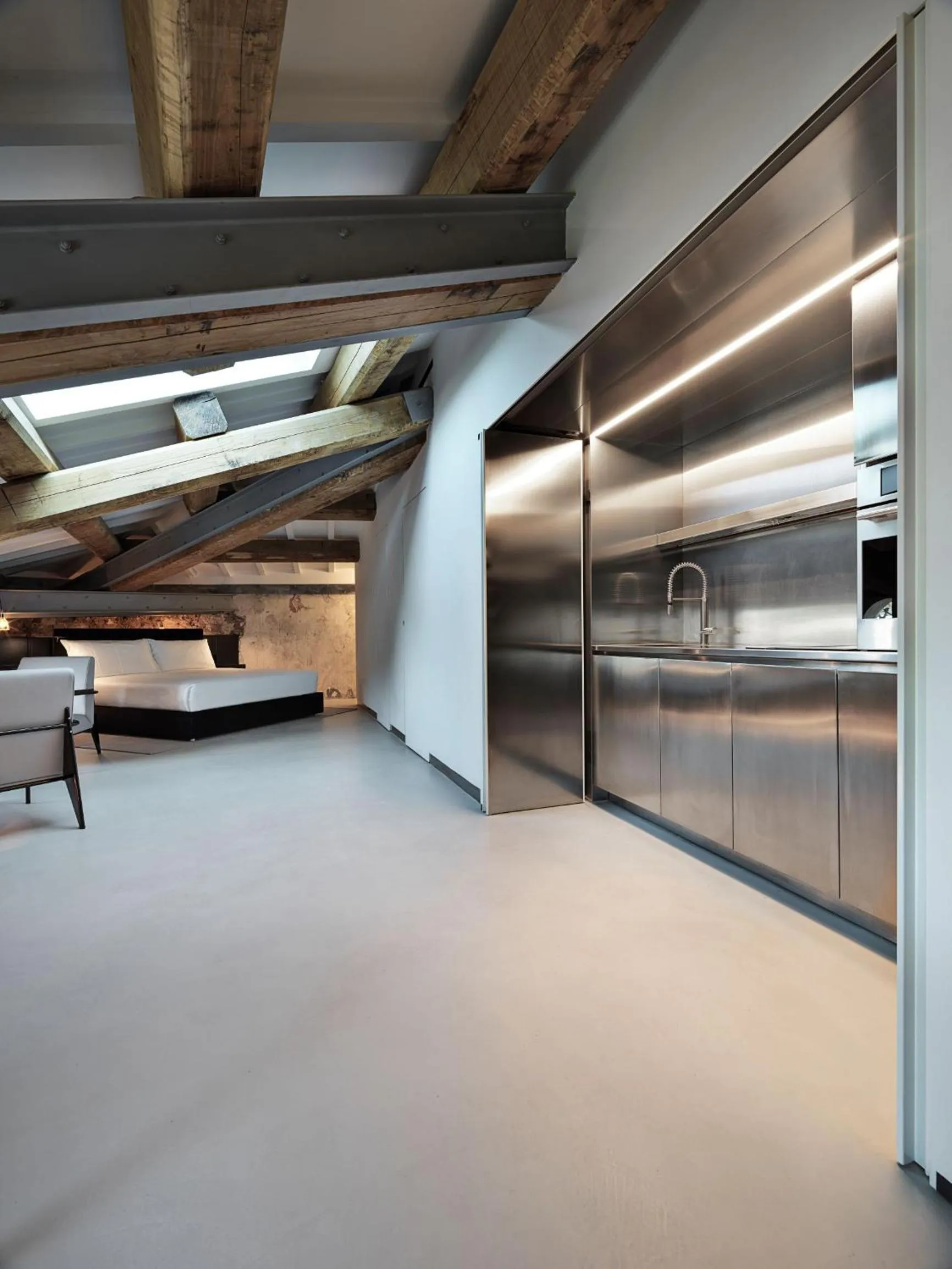 Kitchen or kitchenette in Rhinoceros