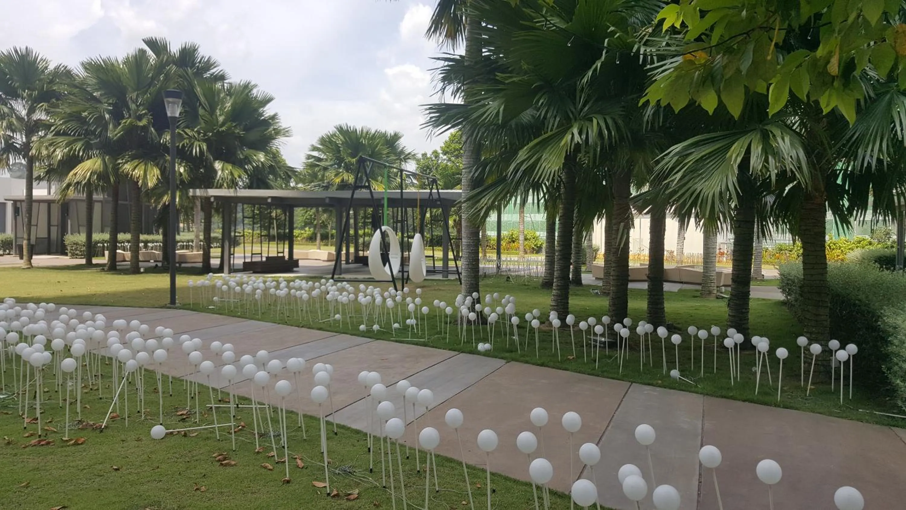 Garden in Southville Stay @ Savanna Executive Suite