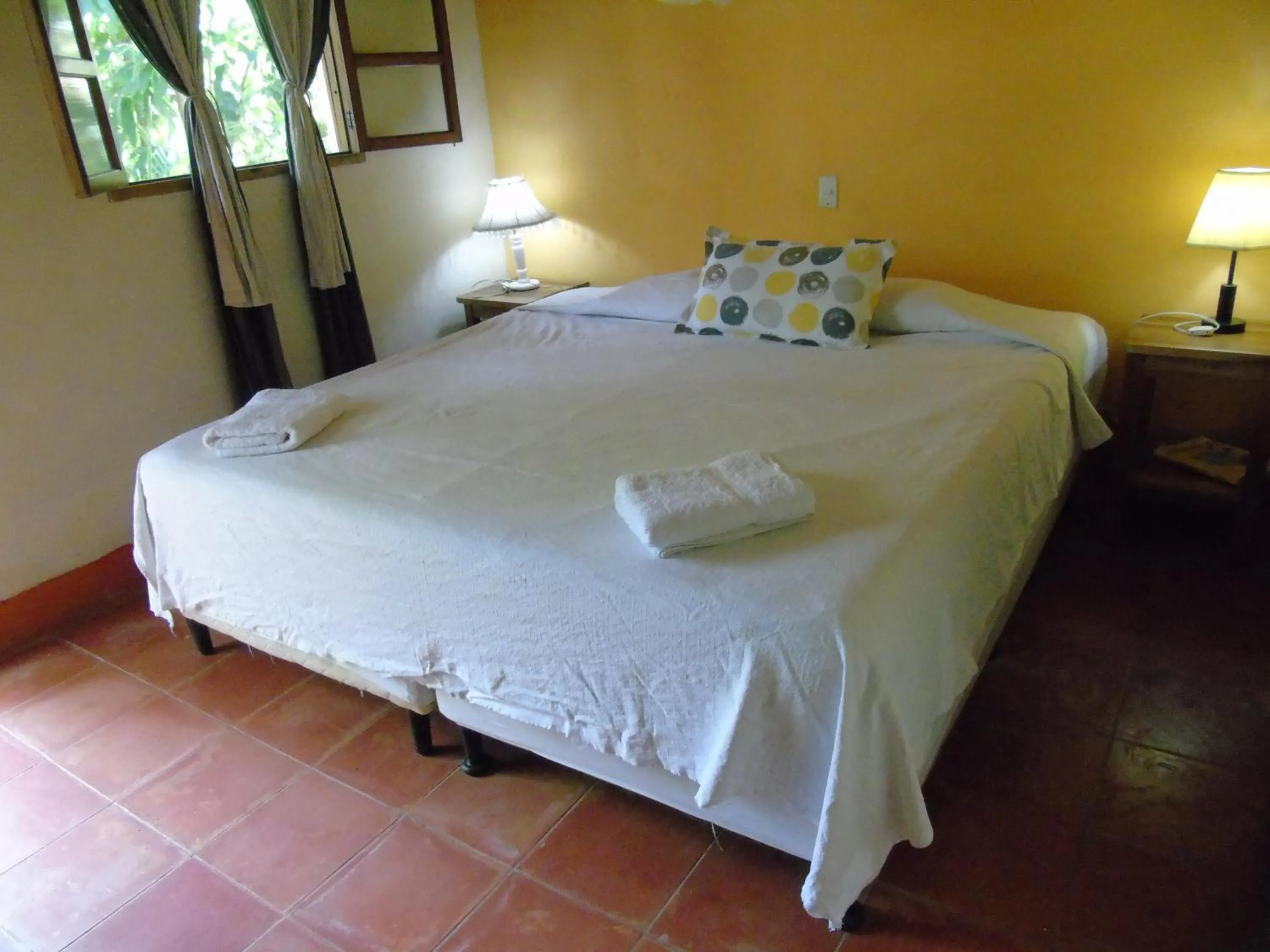 Bed in Hotel Casa Barcelona