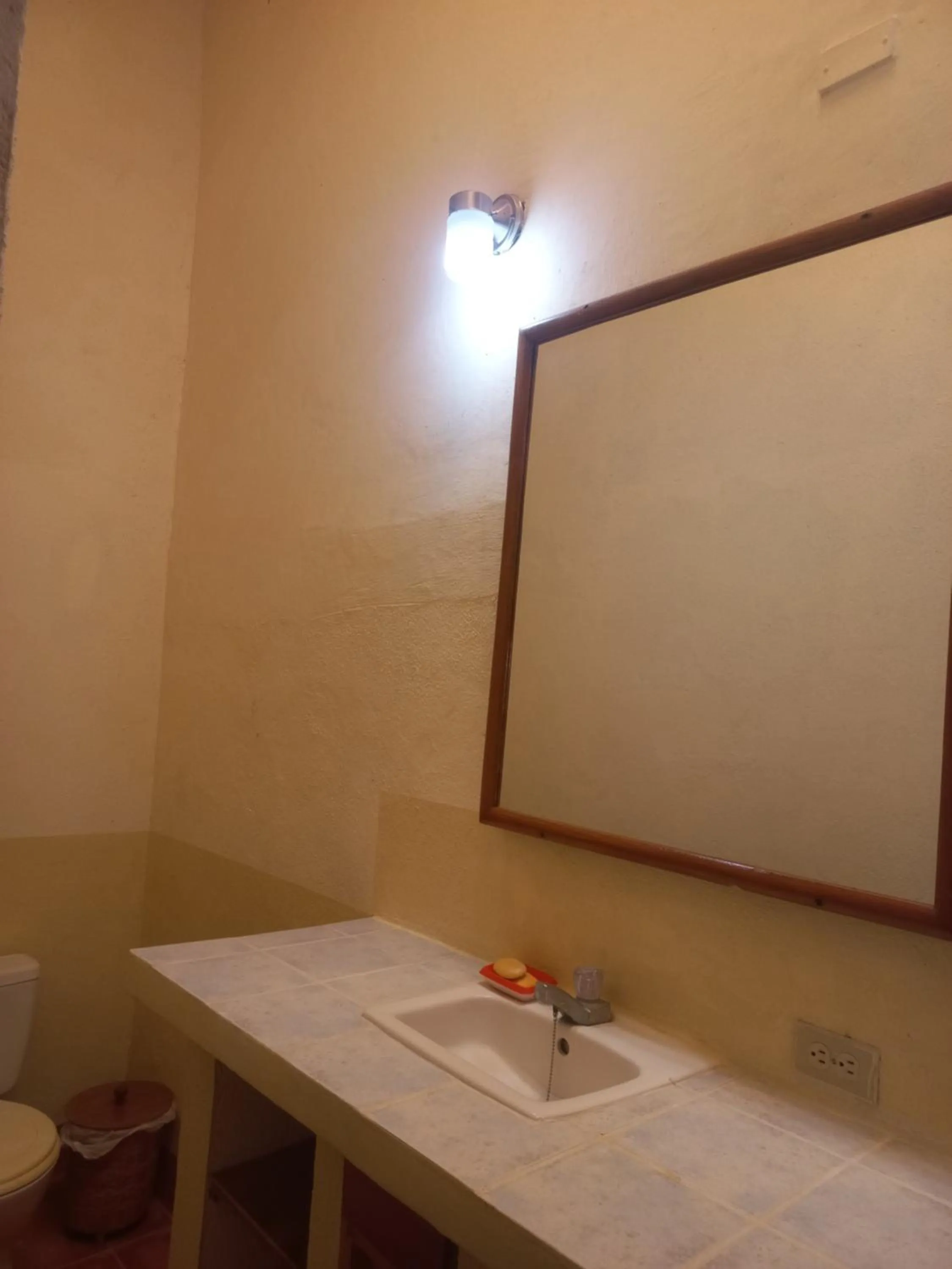 Toilet in Hotel Casa Barcelona