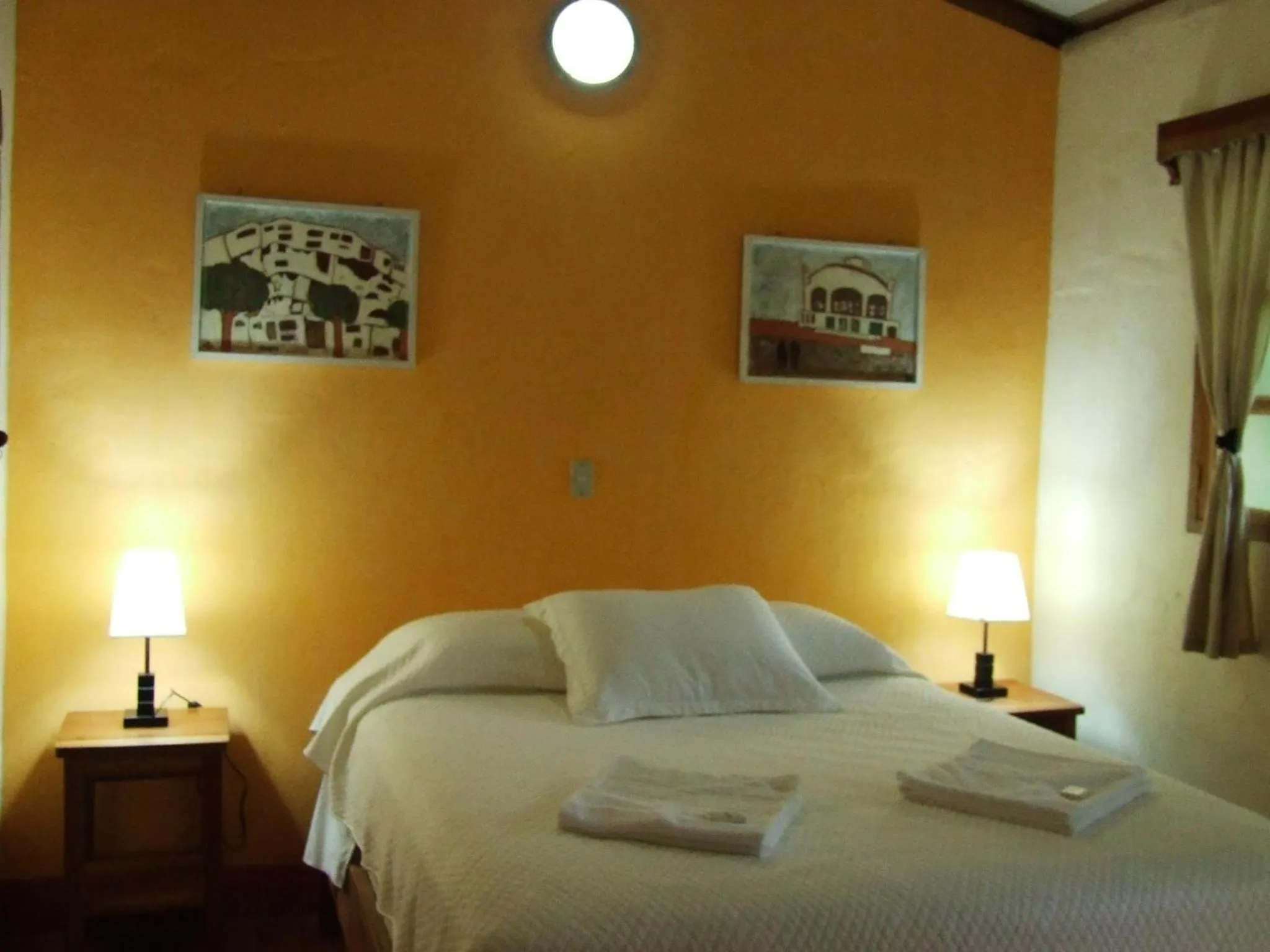 Shower in Hotel Casa Barcelona