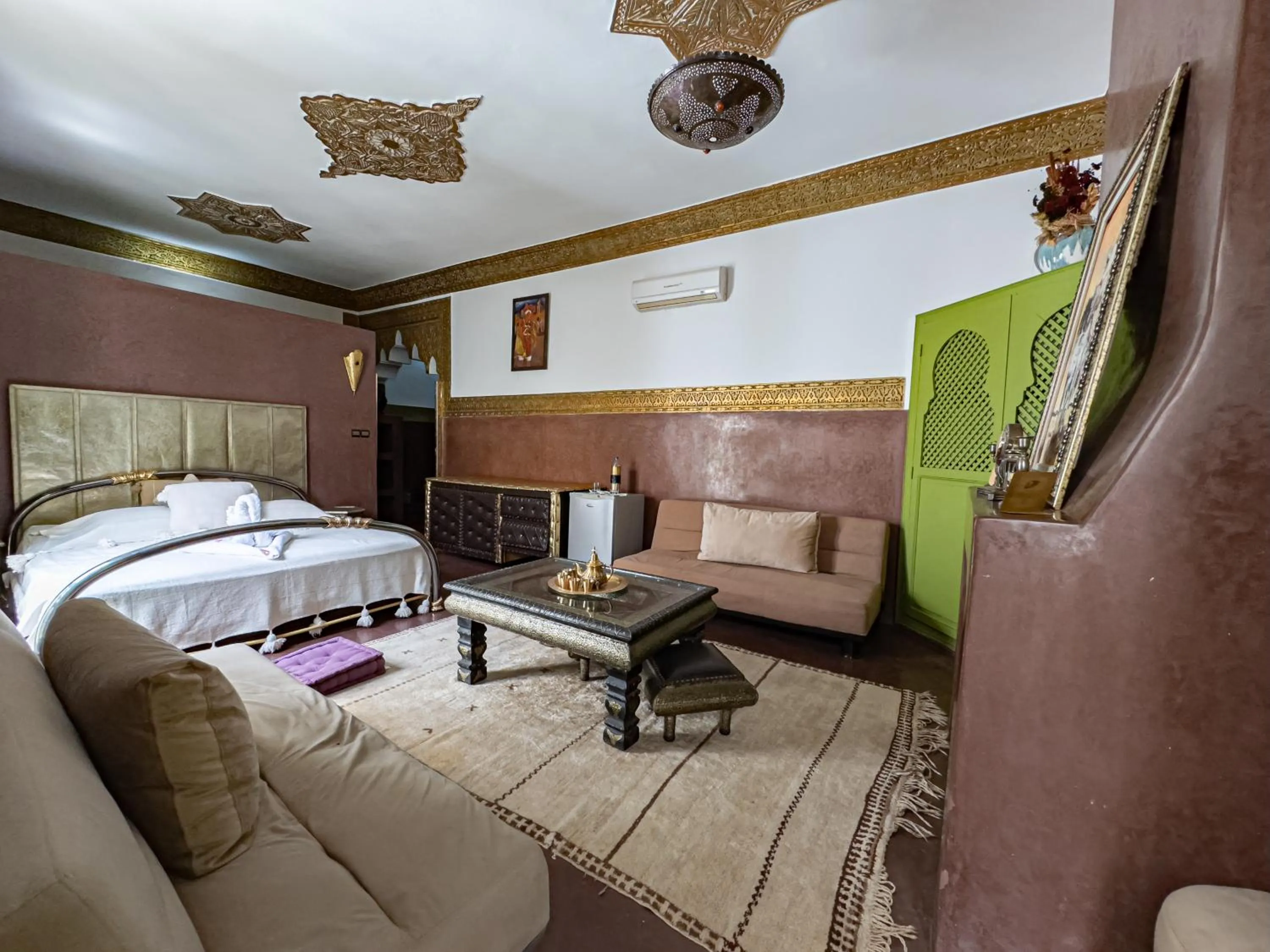 Bed in Riad Minorisa