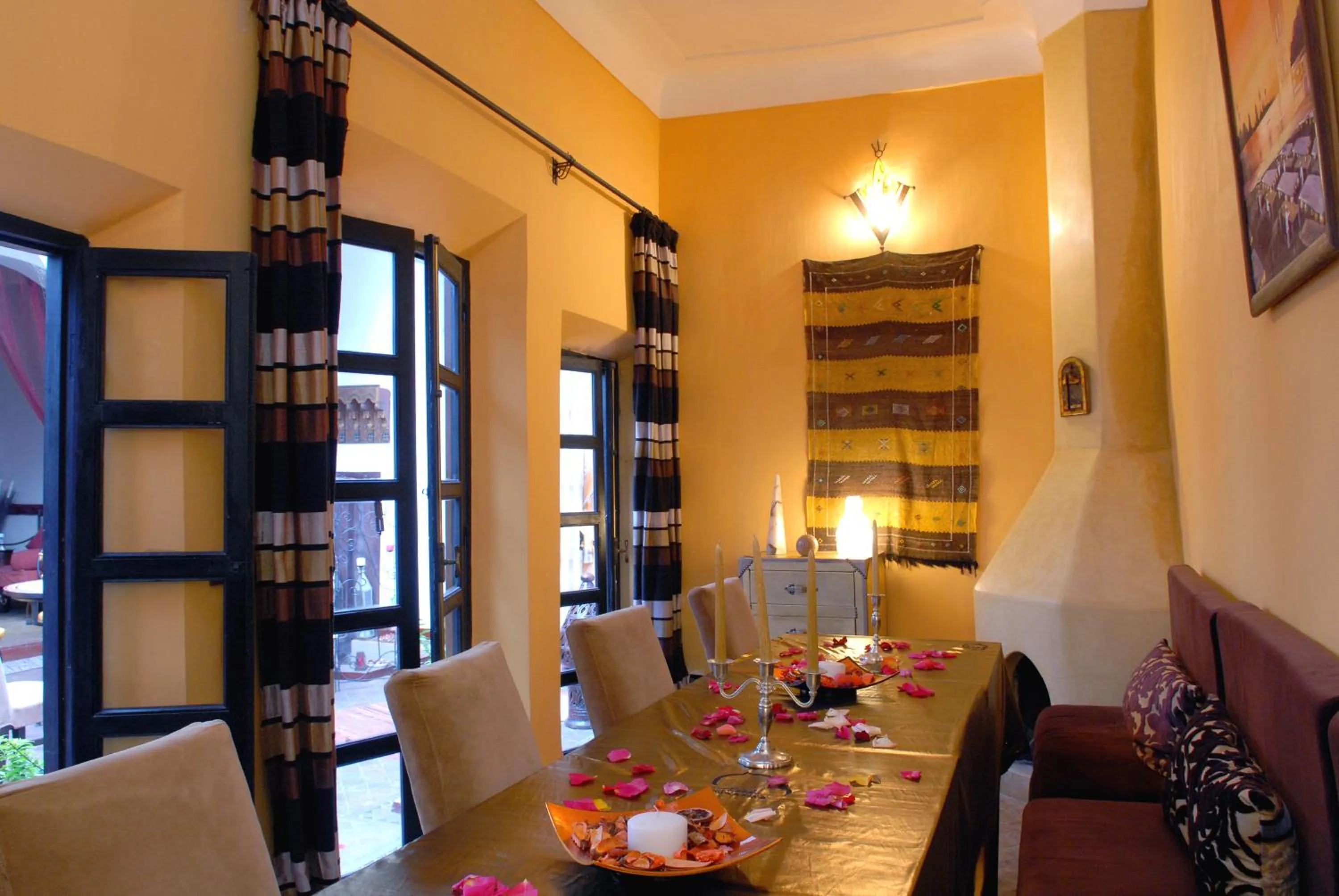 Dining area in Riad Minorisa