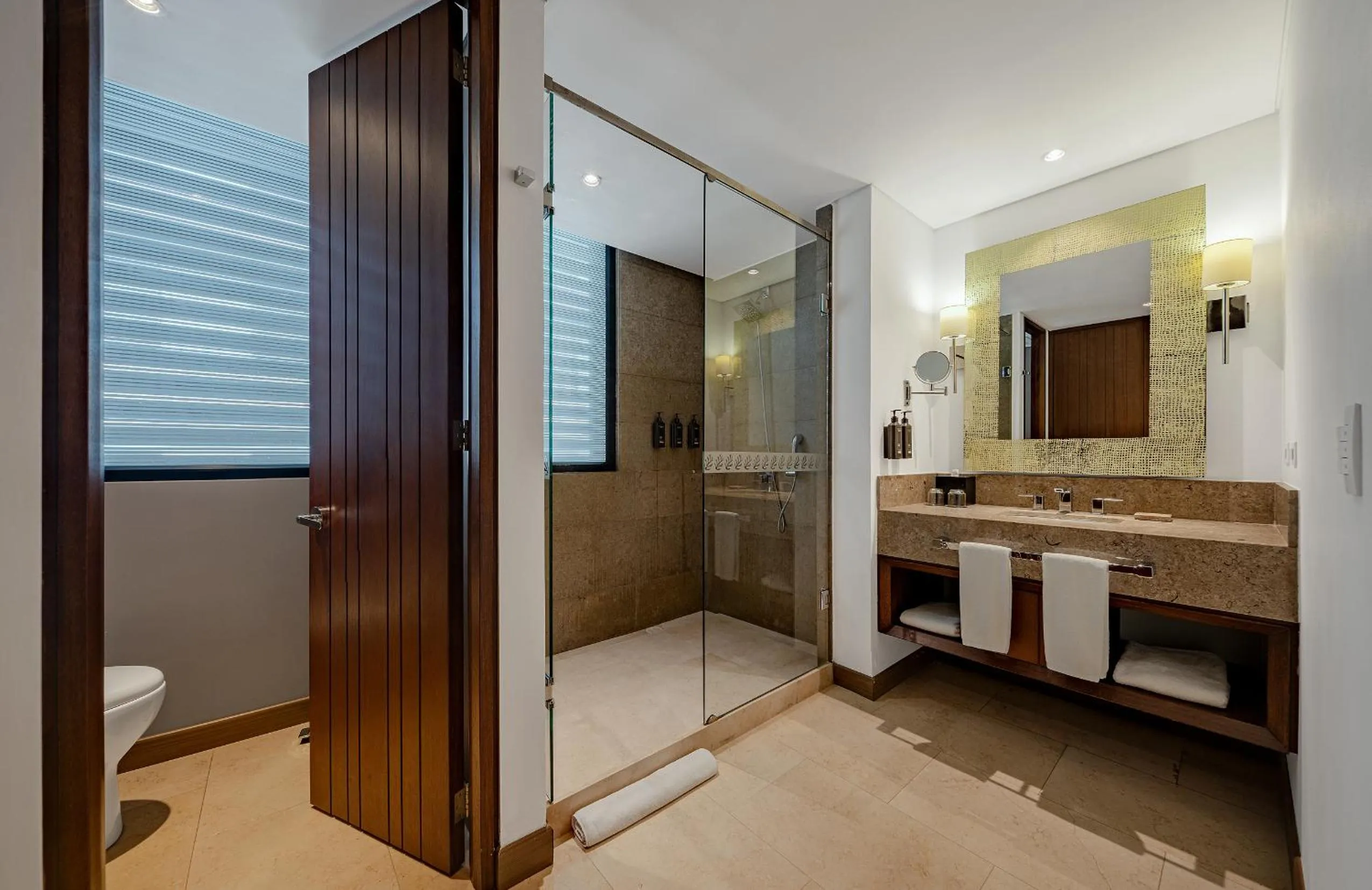 Bathroom in Hotel Chico 97 By OxoHotel